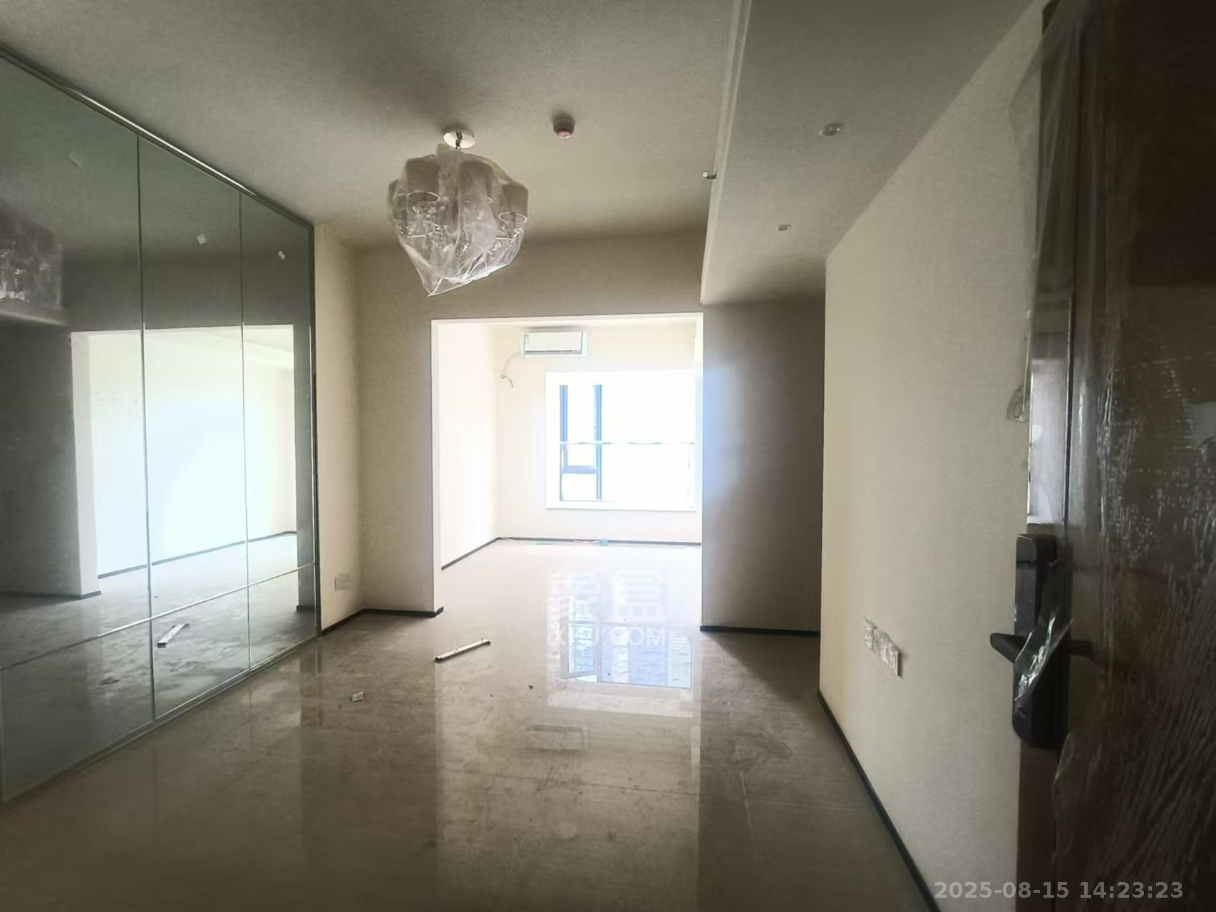 恒大金融广场 1室1厅1卫 2000.0元/月 恒大金融广场 1室1厅1卫 2000.0元/月室内图