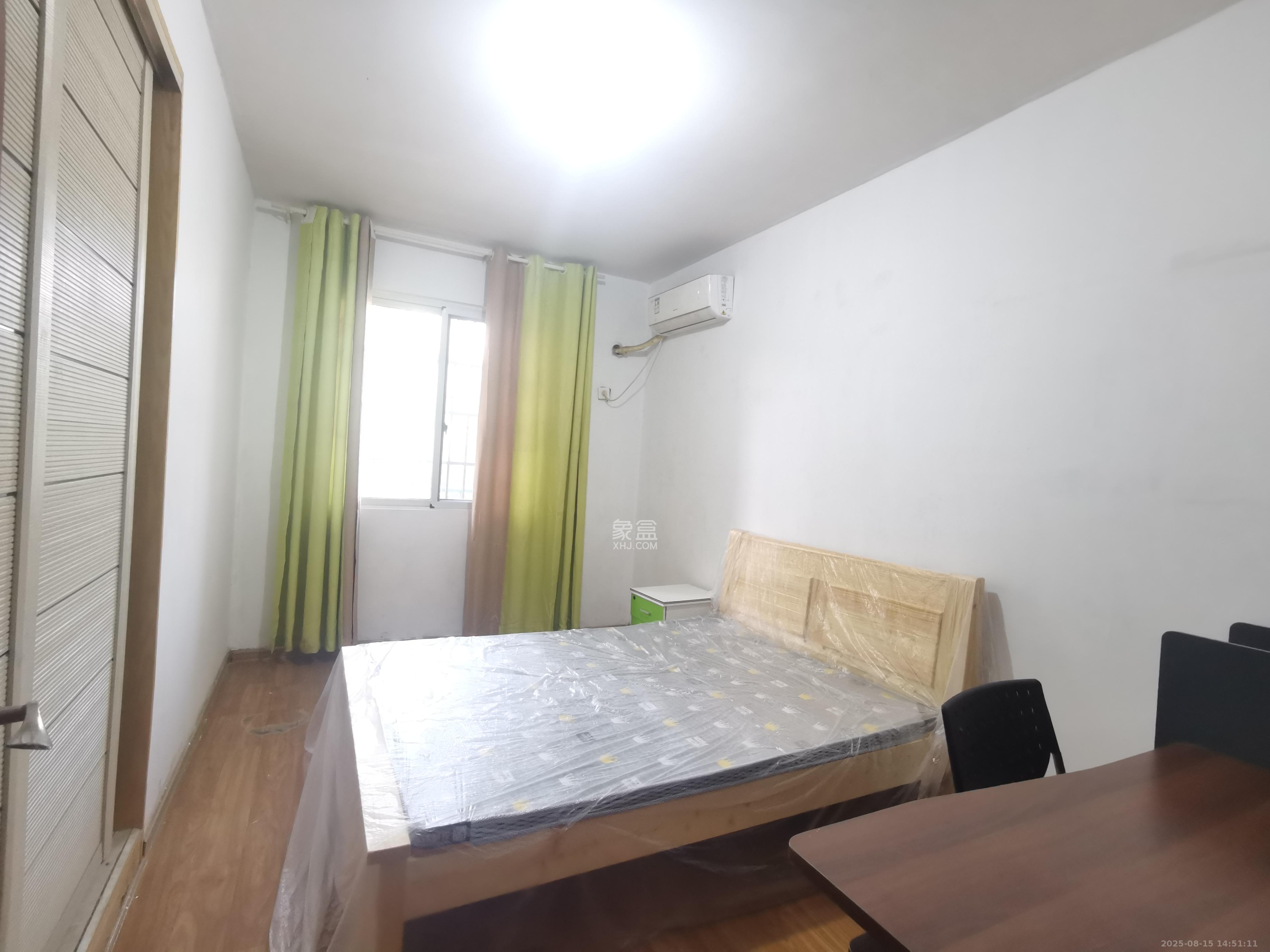 博雅湘水湾  3室2厅2卫    1800.0元/月室内图