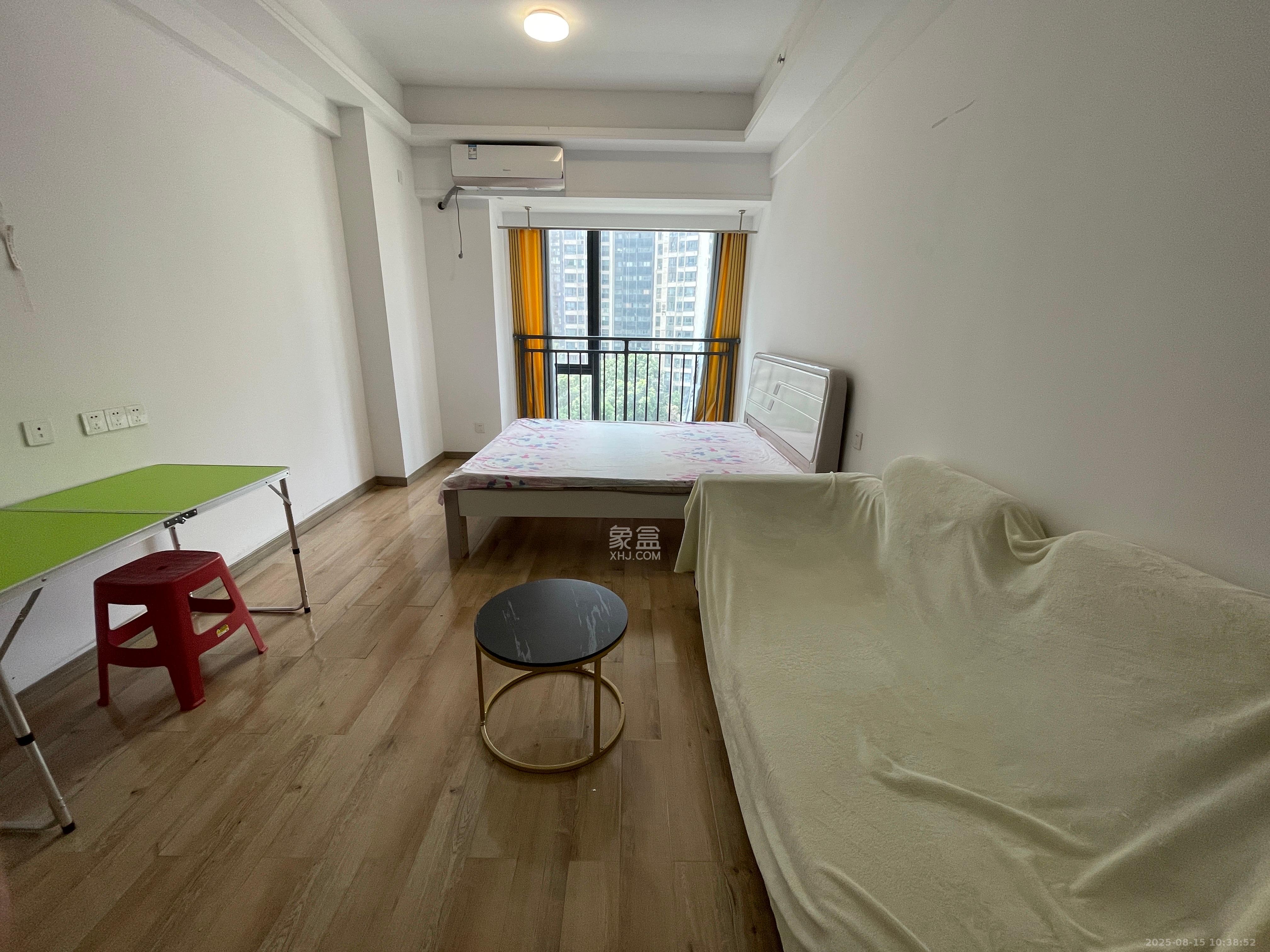 万润时光里 1室0厅0卫 1700.0元/月 万润时光里 1室0厅0卫 1700.0元/月室内图