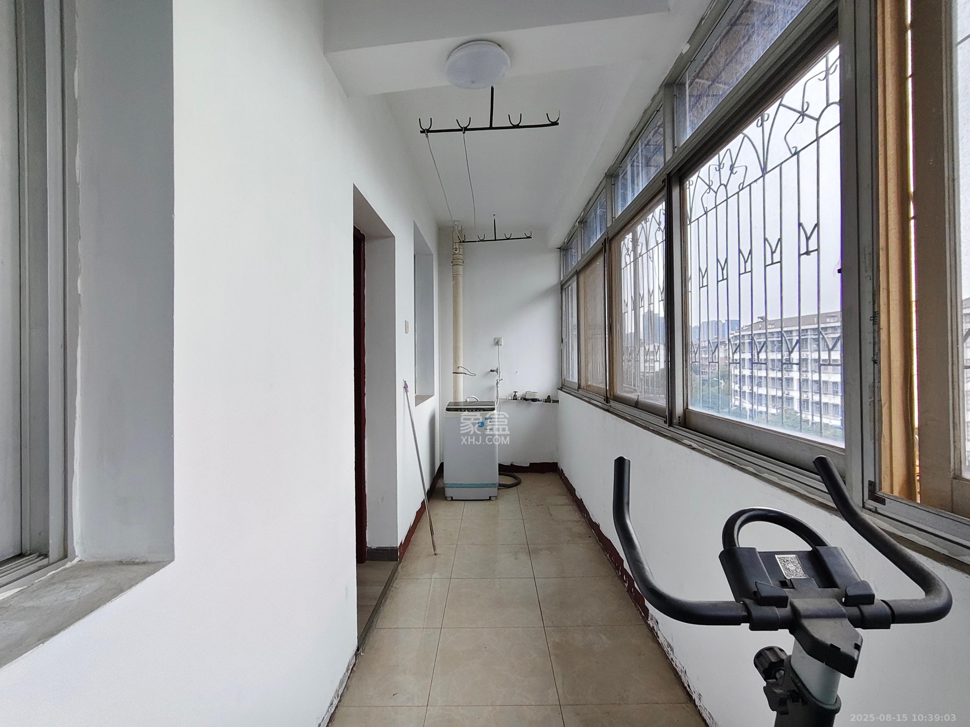 长沙市邮政宿舍(古汉邮局宿舍) 2室2厅1卫 1500.0元/月 长沙市邮政宿舍(古汉邮局宿舍) 2室2厅1卫 1500.0元/月室内图