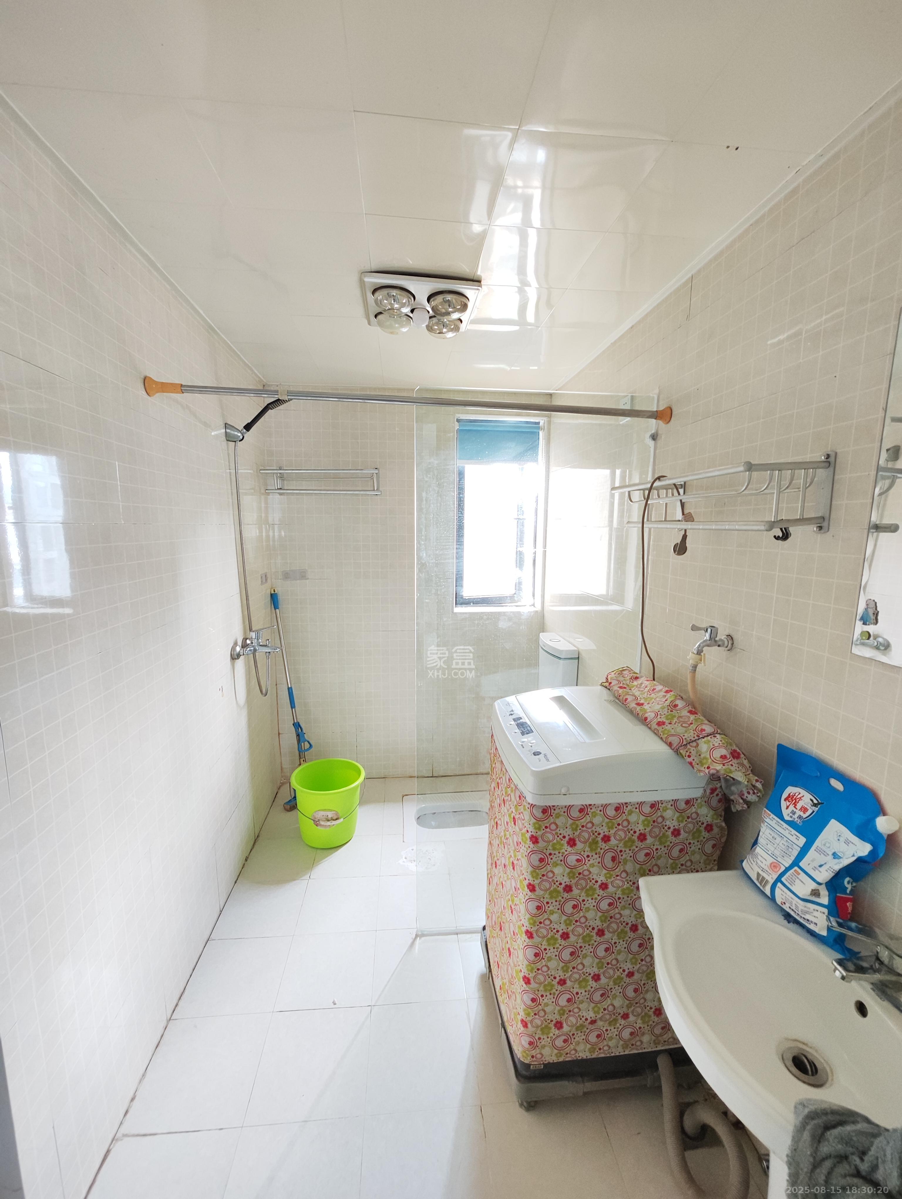 长房时代城 3室2厅1卫 2100.0元/月 长房时代城 3室2厅1卫 2100.0元/月室内图