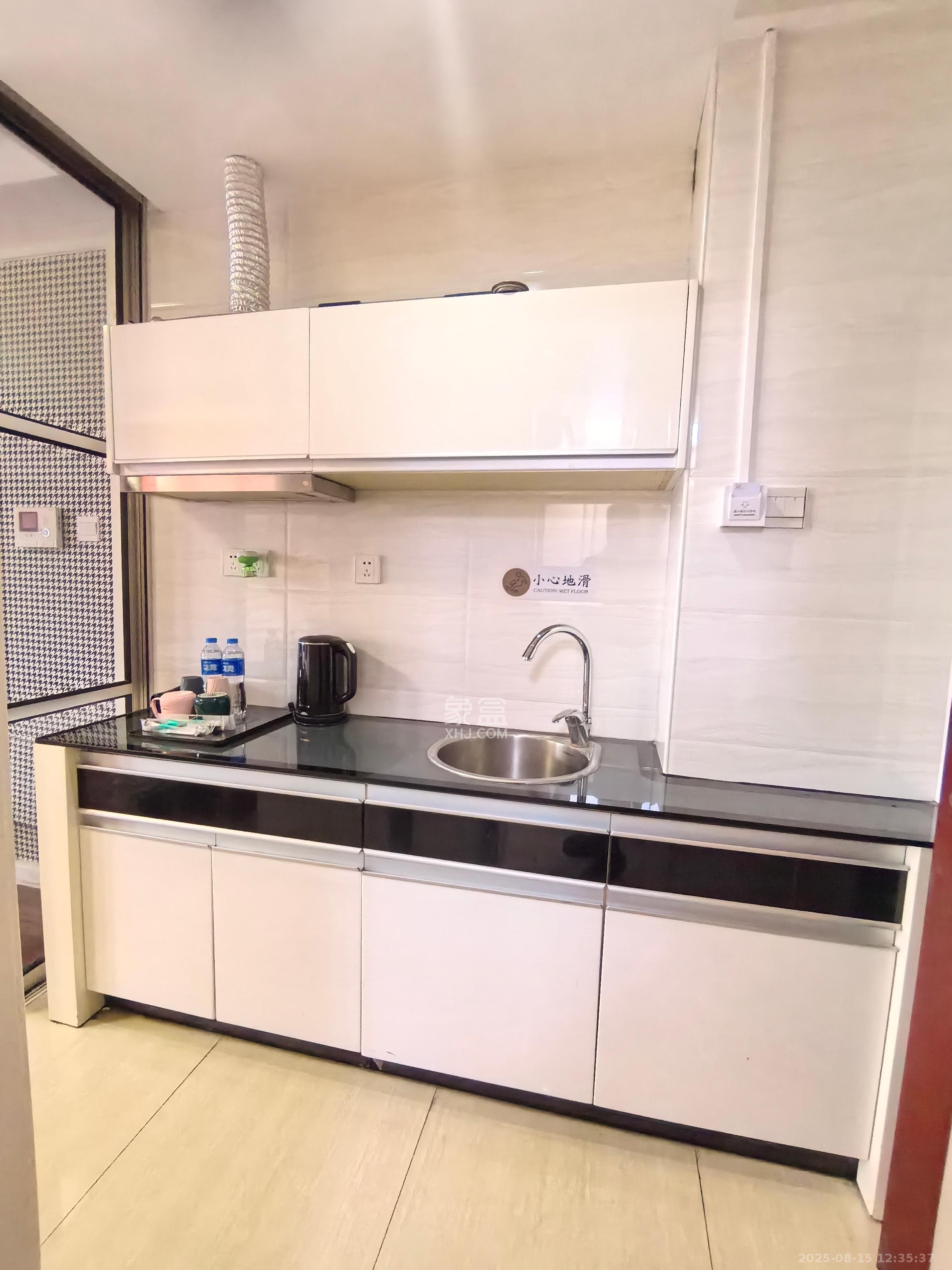 壹号公馆  1室1厅0卫    2800.0元/月 壹号公馆  1室1厅0卫    2800.0元/月室内图