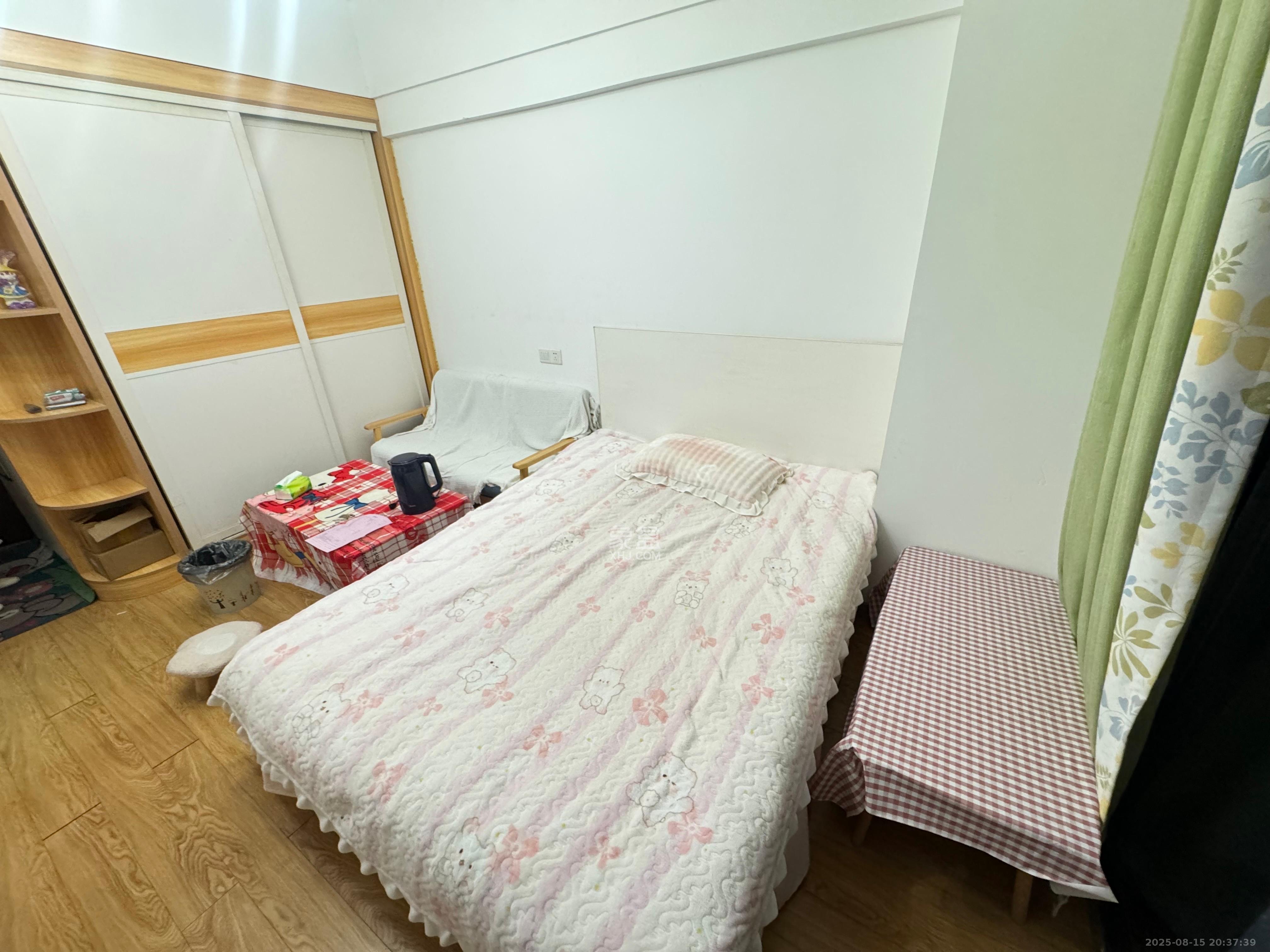 荣泰广场  1室1厅1卫    1550.0元/月室内图