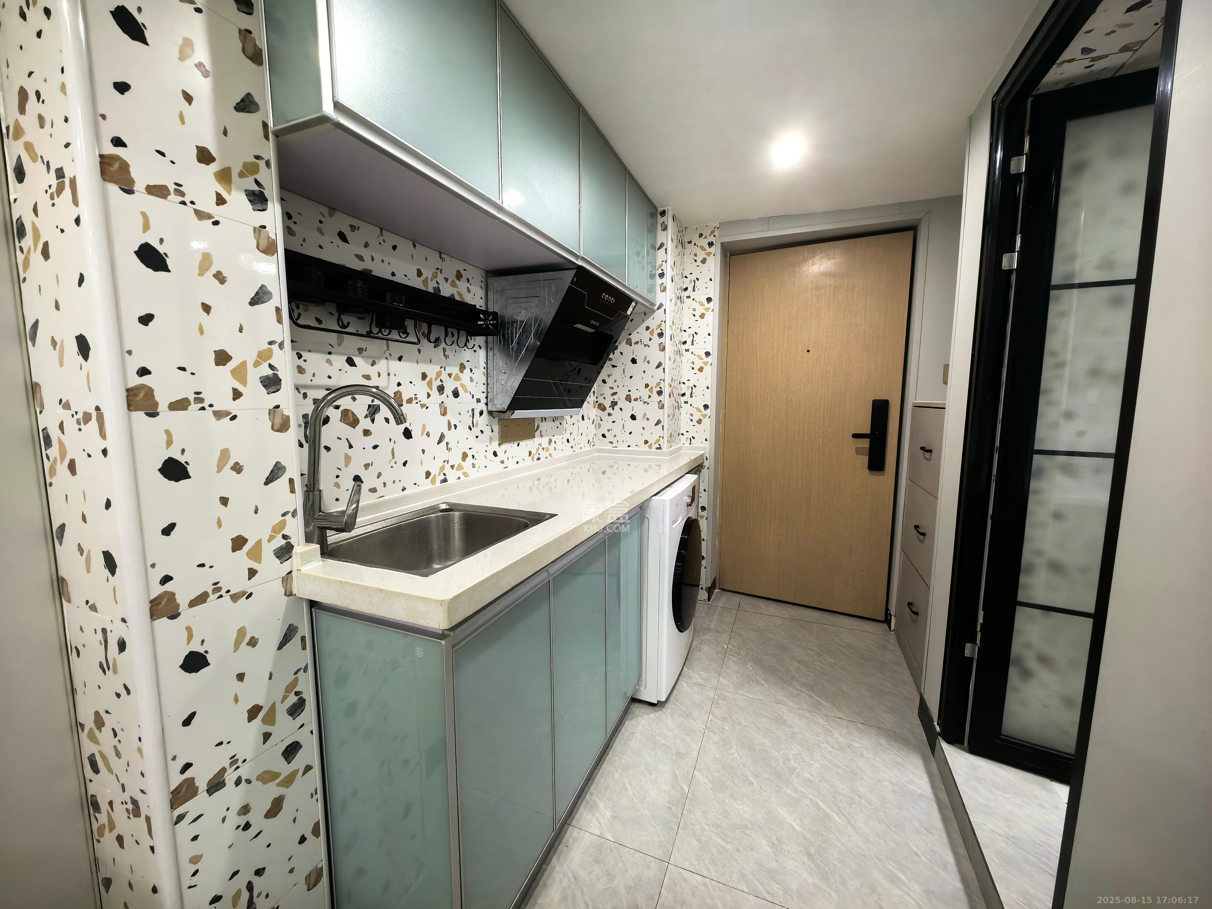 建发央玺（建发泱玺雅苑）  1室1厅1卫   2600.00元/月室内图