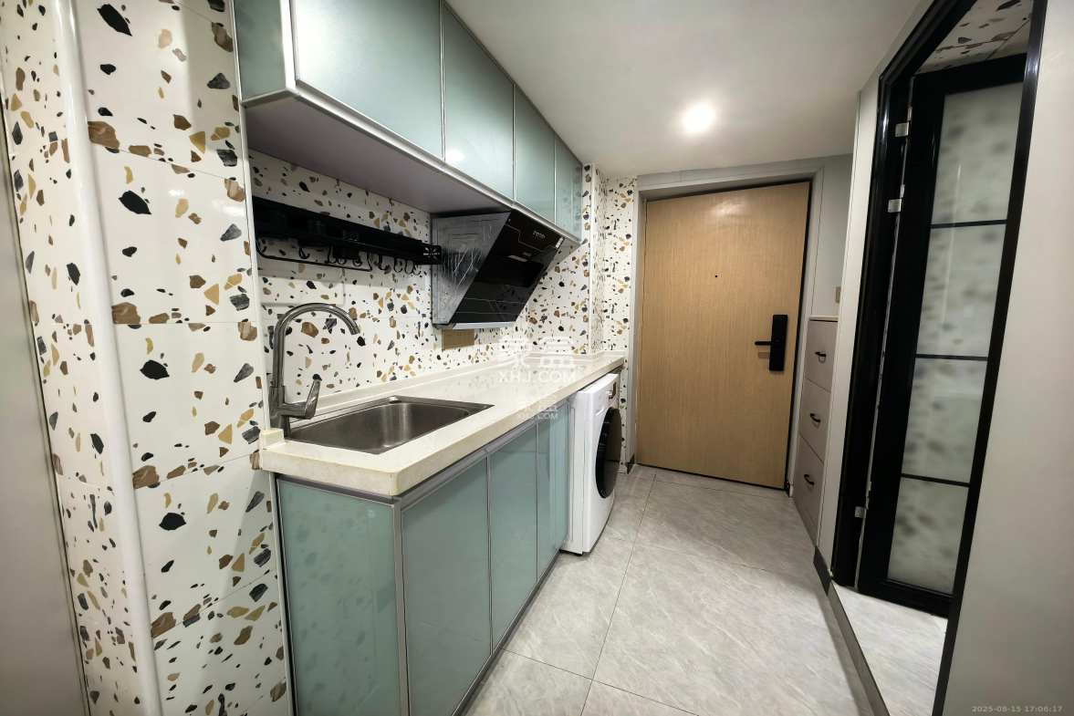 建发央玺(建发泱玺雅苑) 1室2厅1卫 2300.0元/月 建发央玺(建发泱玺雅苑) 1室2厅1卫 2300.0元/月室内图