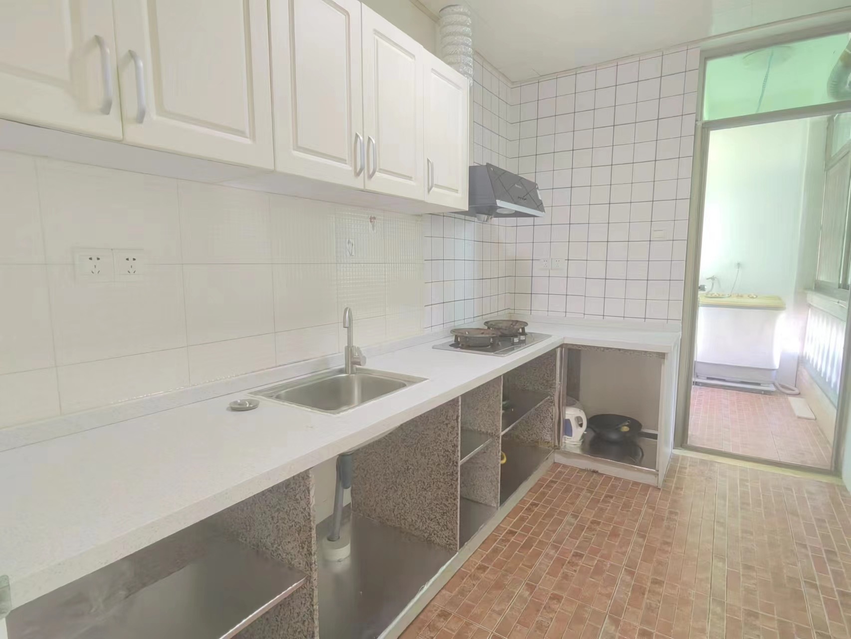 阳光巴洛克小区 3室2厅1卫 2300.0元/月 阳光巴洛克小区 3室2厅1卫 2300.0元/月室内图