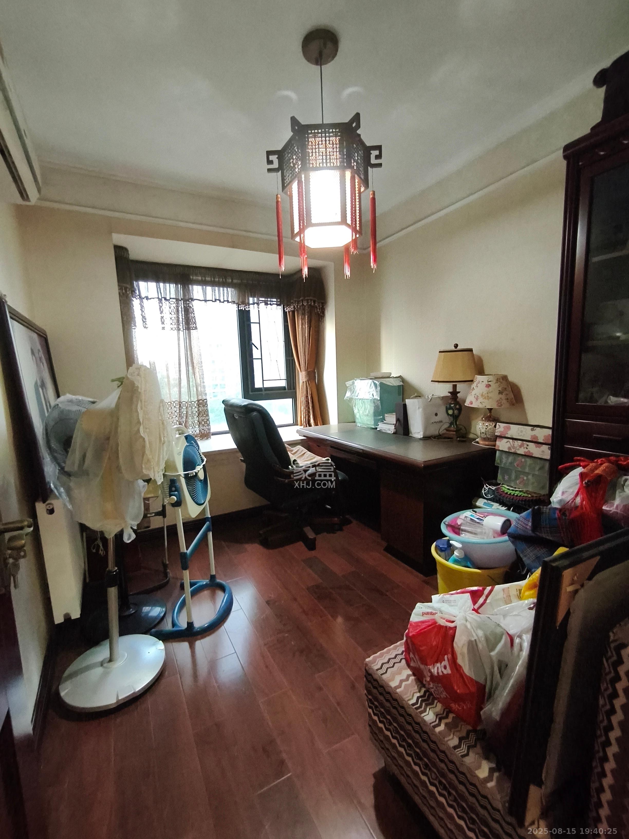 北京御园一二期(国泰嘉园) 3室2厅2卫 3500.0元/月 北京御园一二期(国泰嘉园) 3室2厅2卫 3500.0元/月室内图