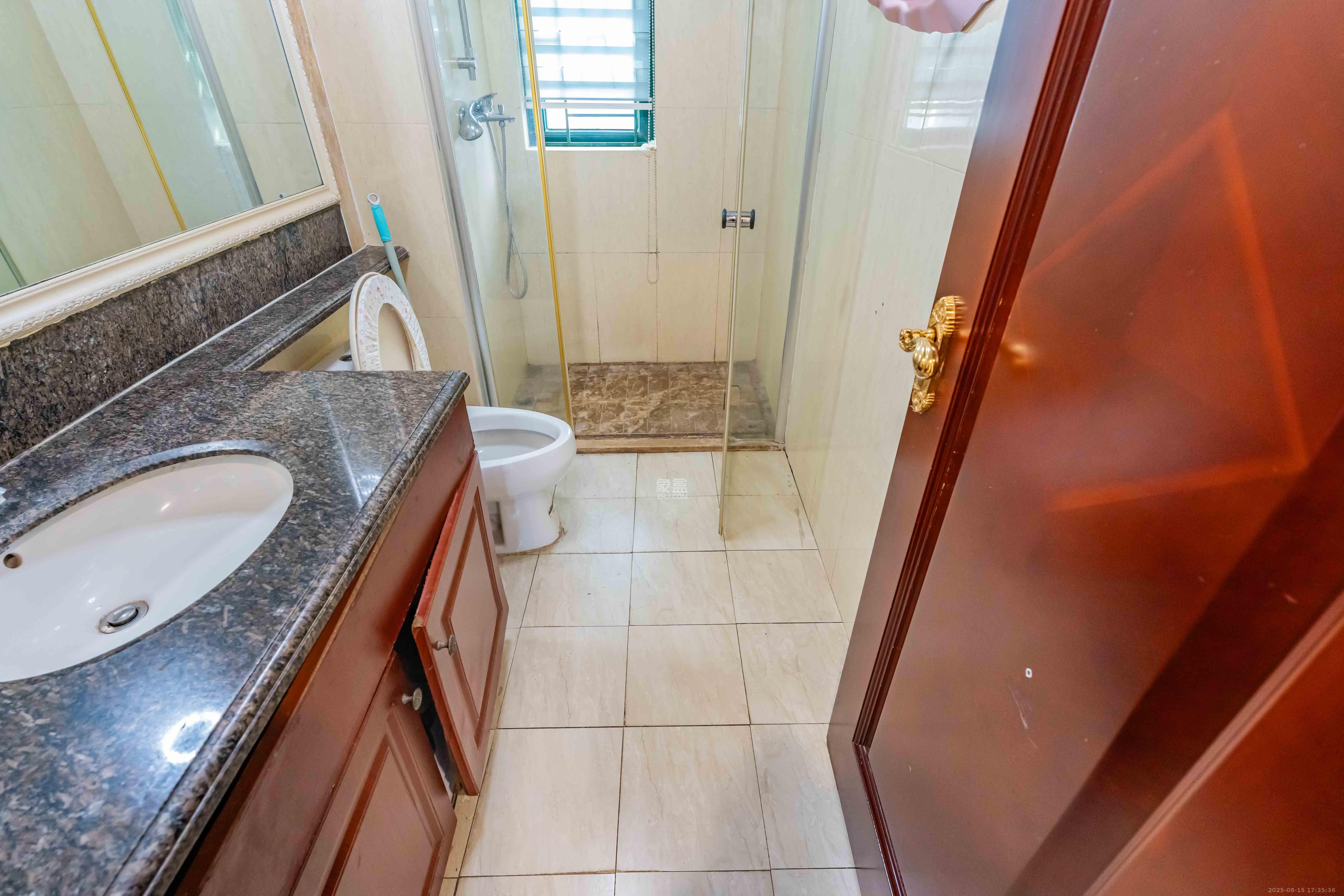 恒大雅苑  3室2厅1卫    2700.0元/月室内图