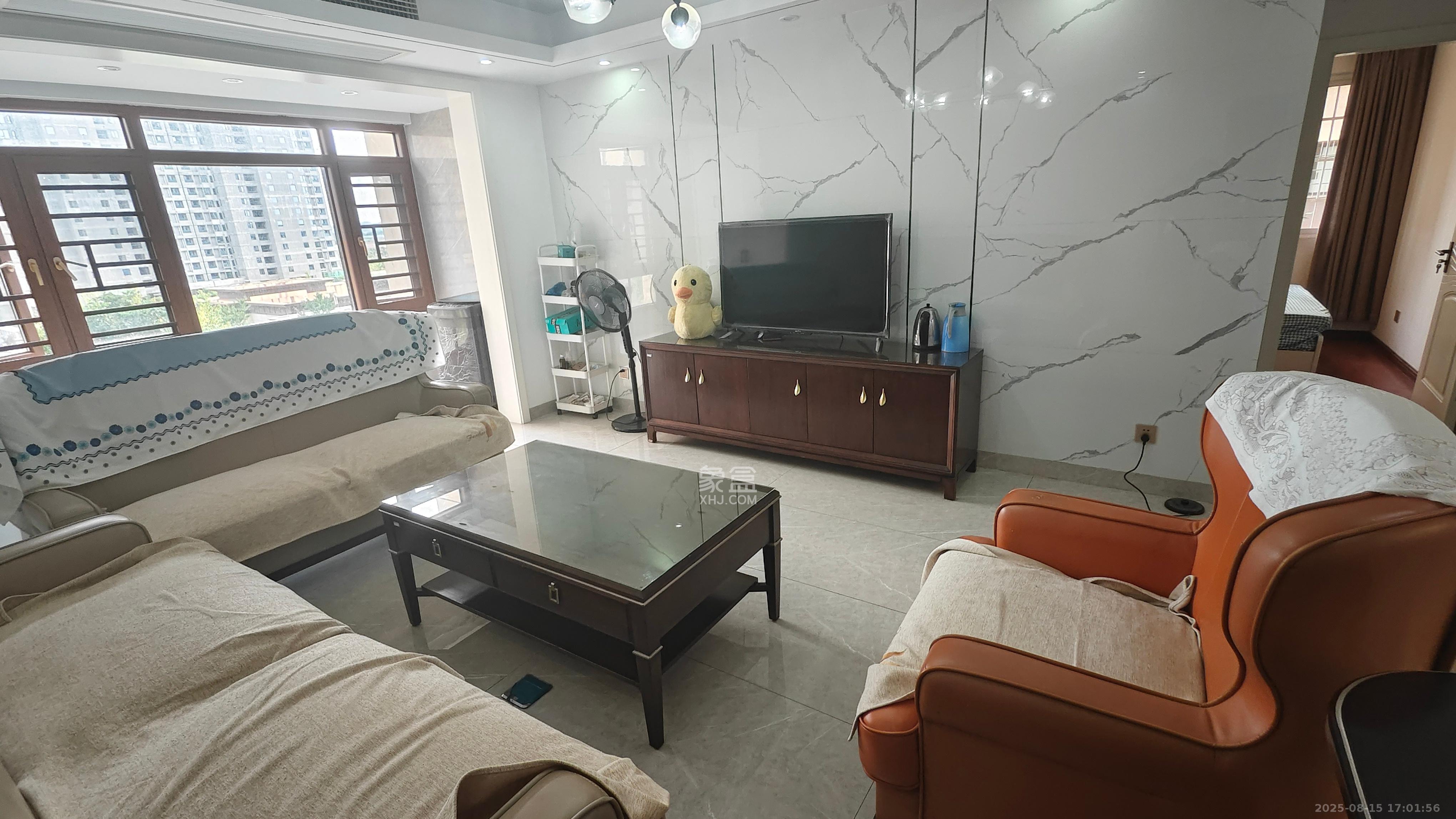 和康园小区 3室2厅1卫 2300.0元/月 和康园小区 3室2厅1卫 2300.0元/月室内图