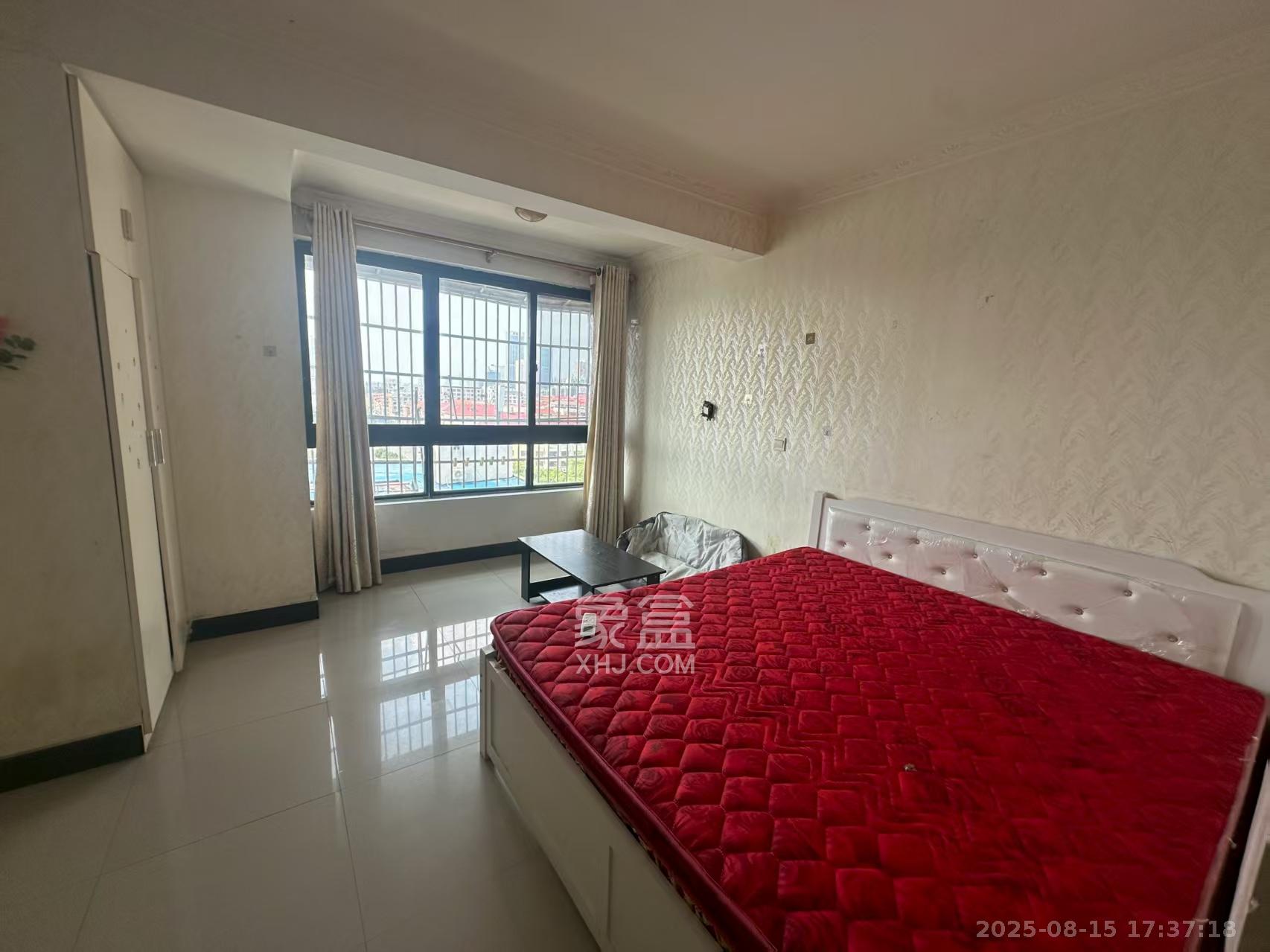 星沙派  1室1厅1卫    1000.0元/月 星沙派  1室1厅1卫    1000.0元/月室内图