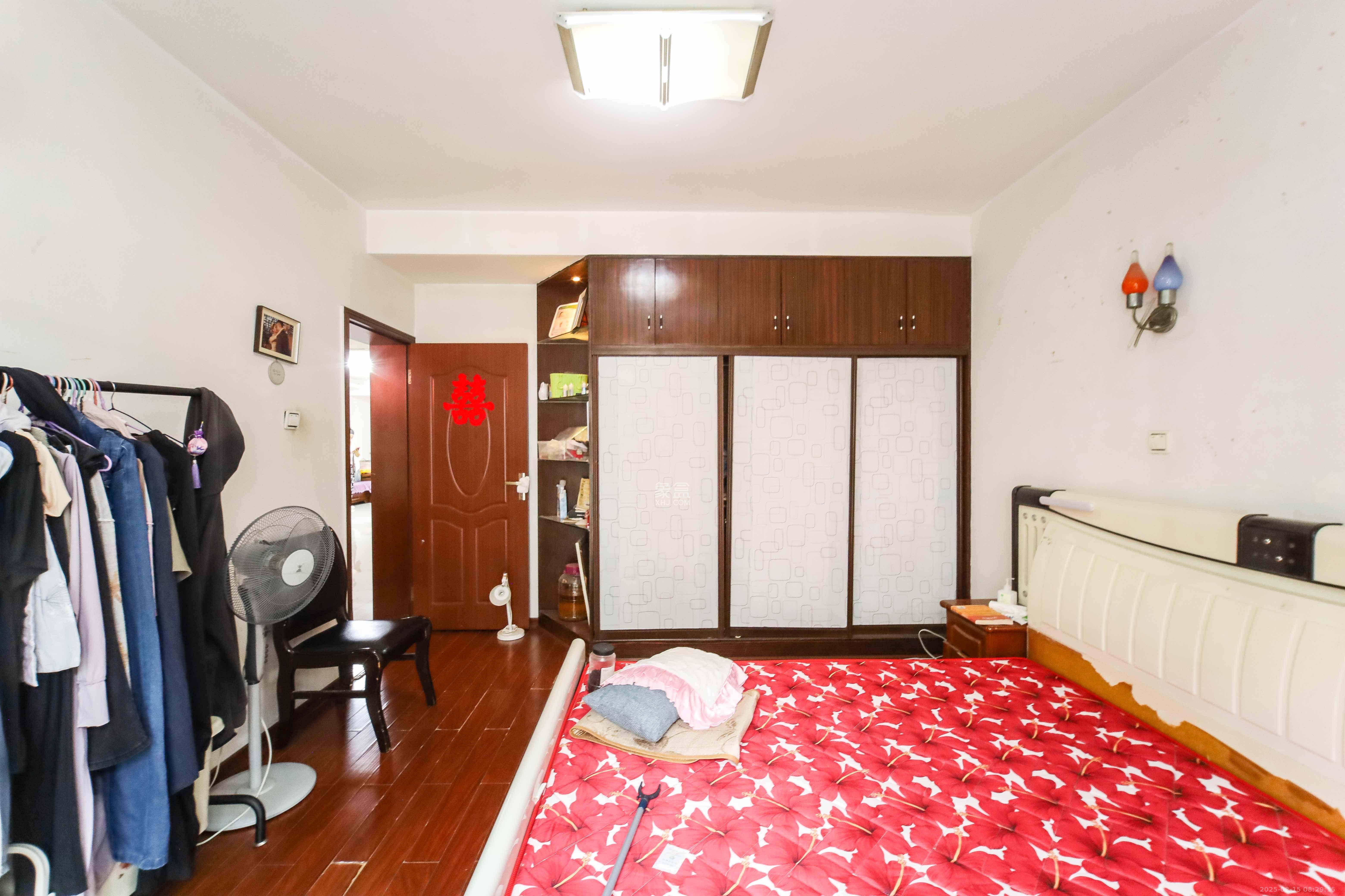 紫薇鑫园  3室1厅2卫    2500.0元/月室内图