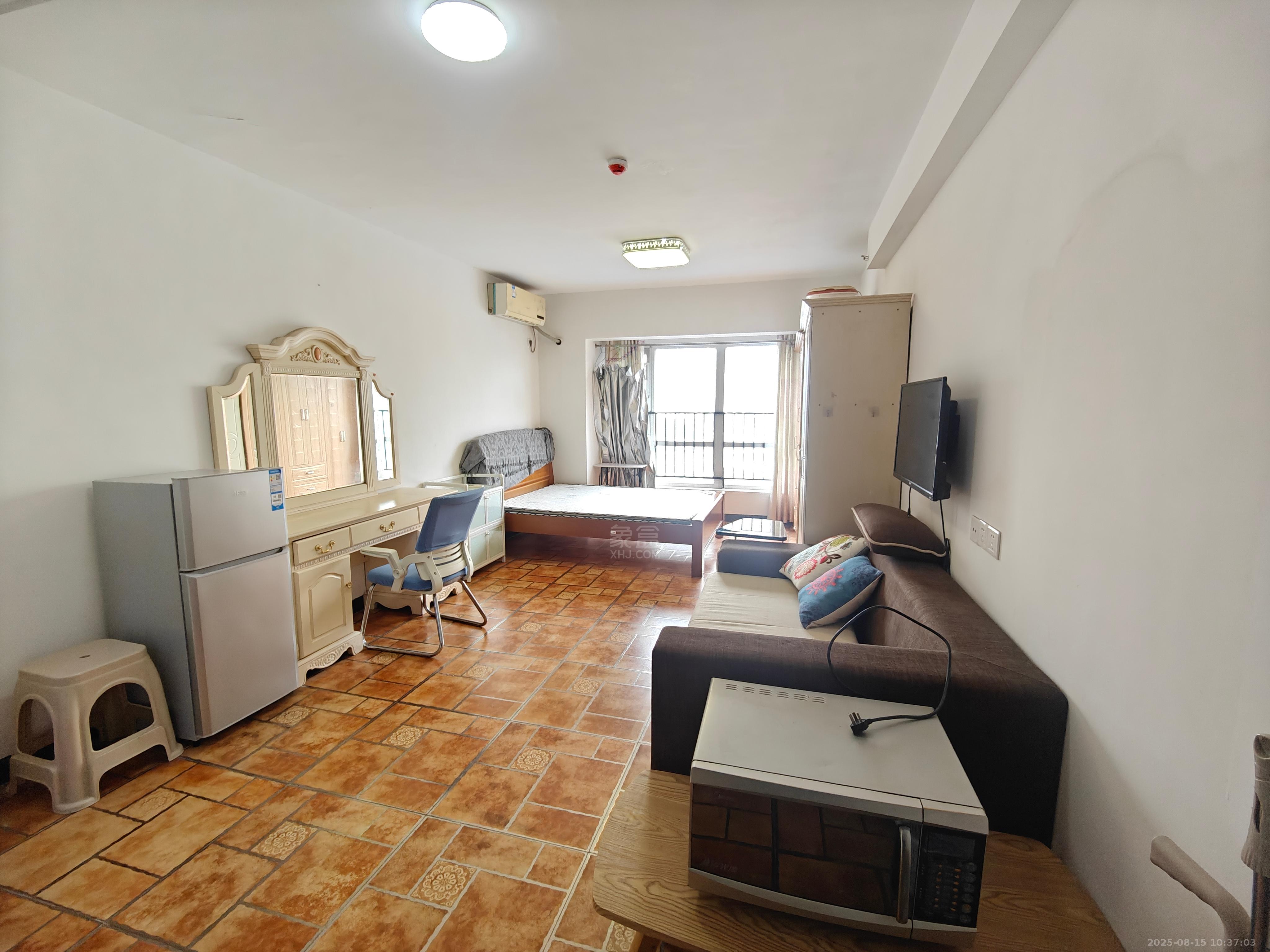 美的城三期 1室1厅1卫 1100.0元/月 美的城三期 1室1厅1卫 1100.0元/月室内图