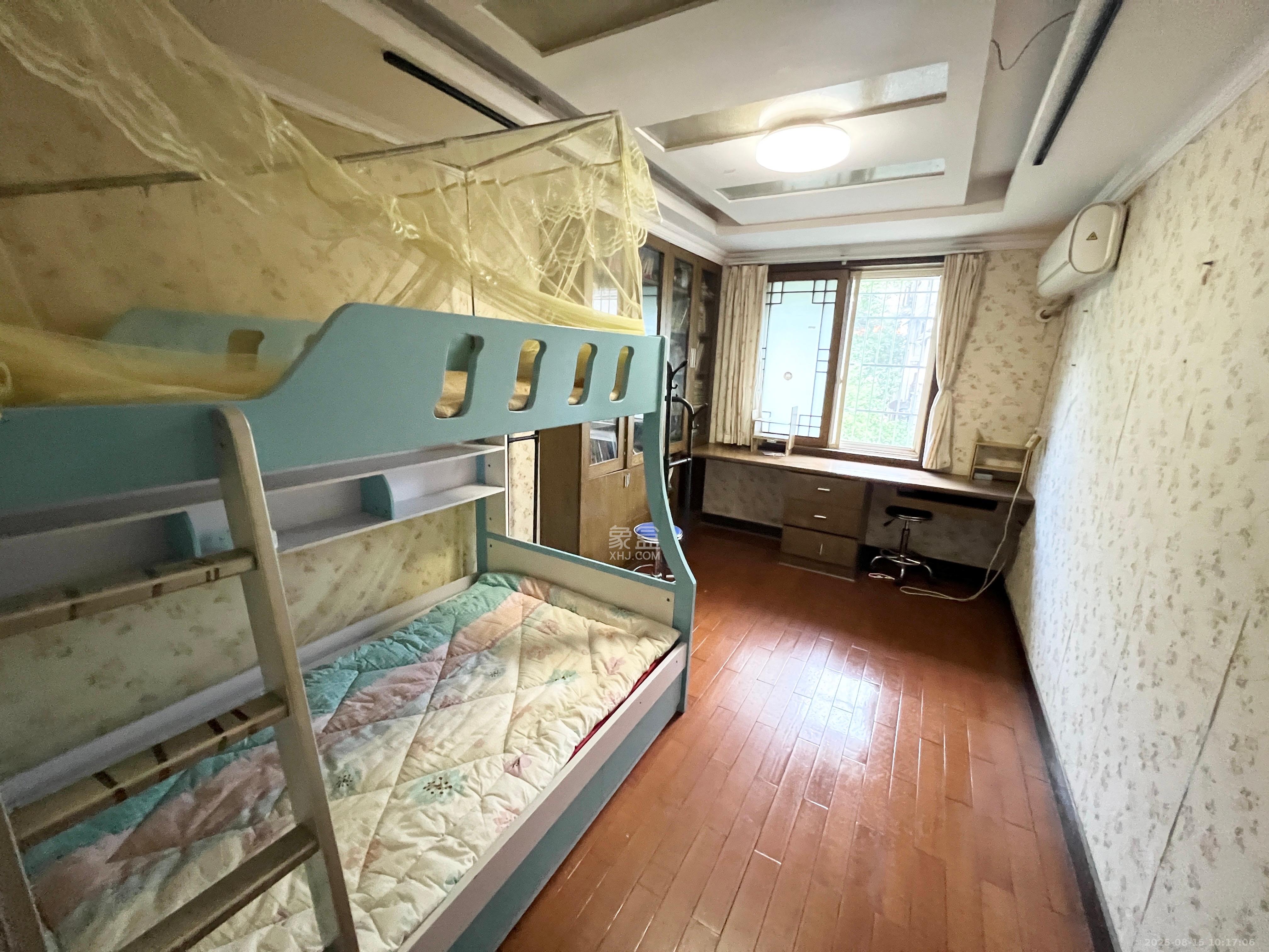 湘博楼 3室2厅2卫 1800.0元/月 湘博楼 3室2厅2卫 1800.0元/月室内图