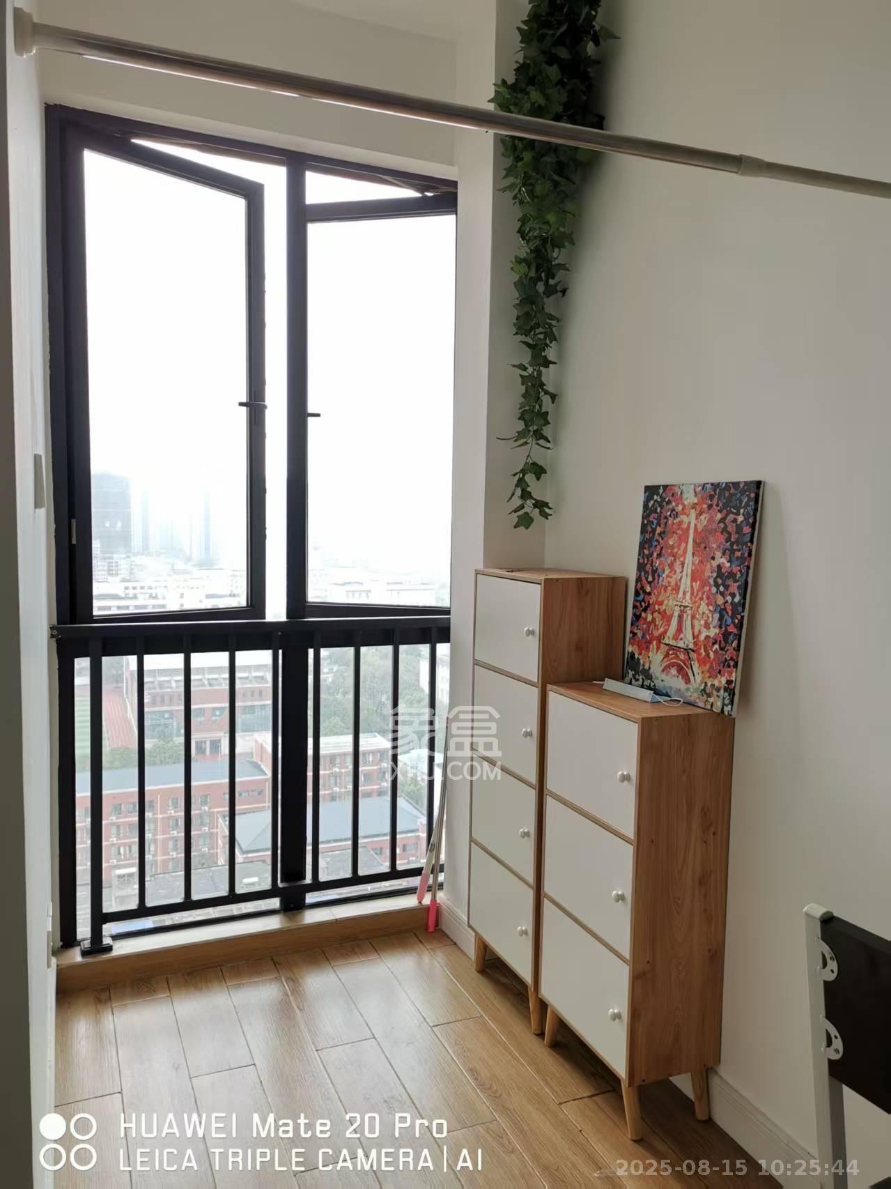 荣悦台  1室1厅1卫   2500.00元/月室内图