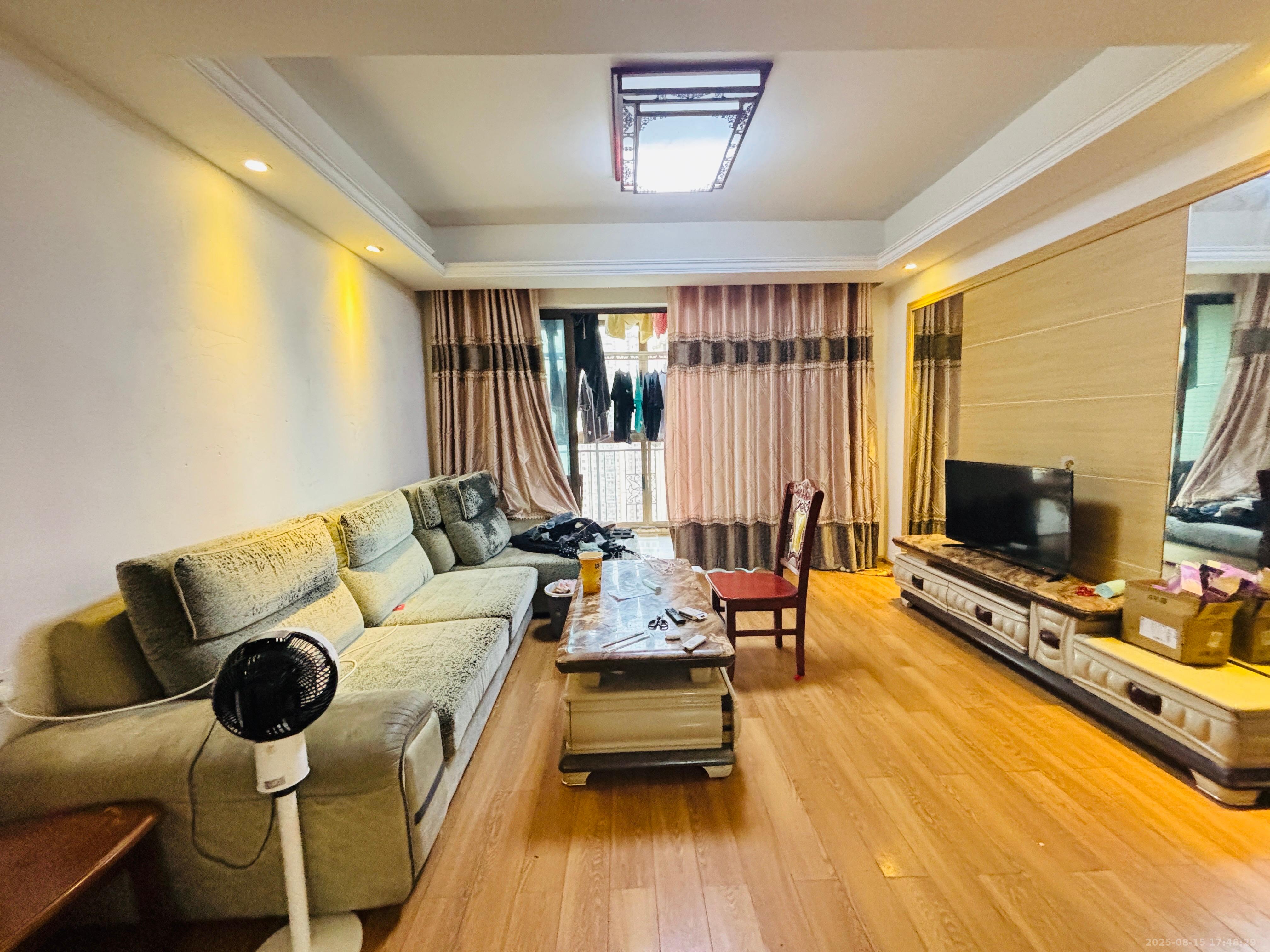 江山帝景哈佛  1室0厅0卫    2000.0元/月 江山帝景哈佛  1室0厅0卫    2000.0元/月室内图