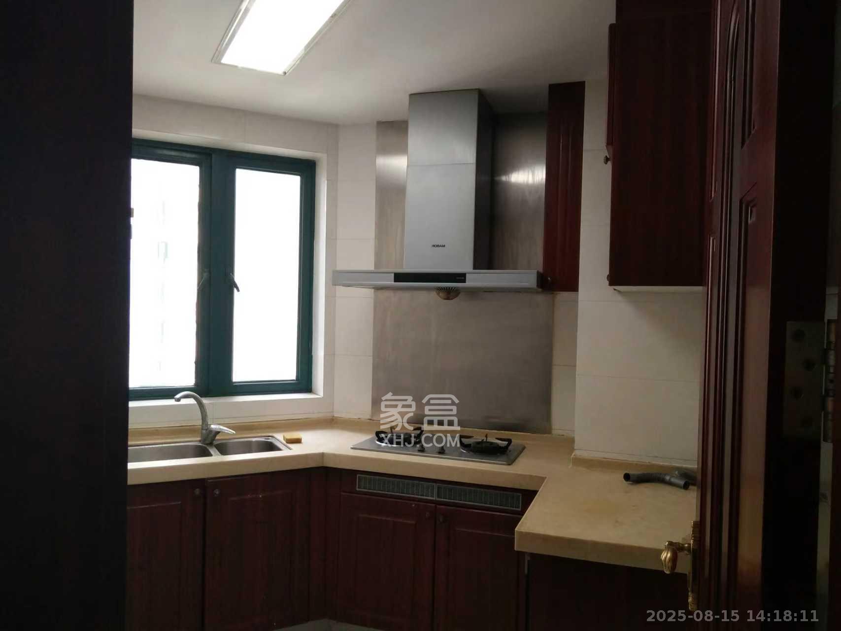 恒大绿洲 2室2厅1卫 2300.0元/月 恒大绿洲 2室2厅1卫 2300.0元/月室内图