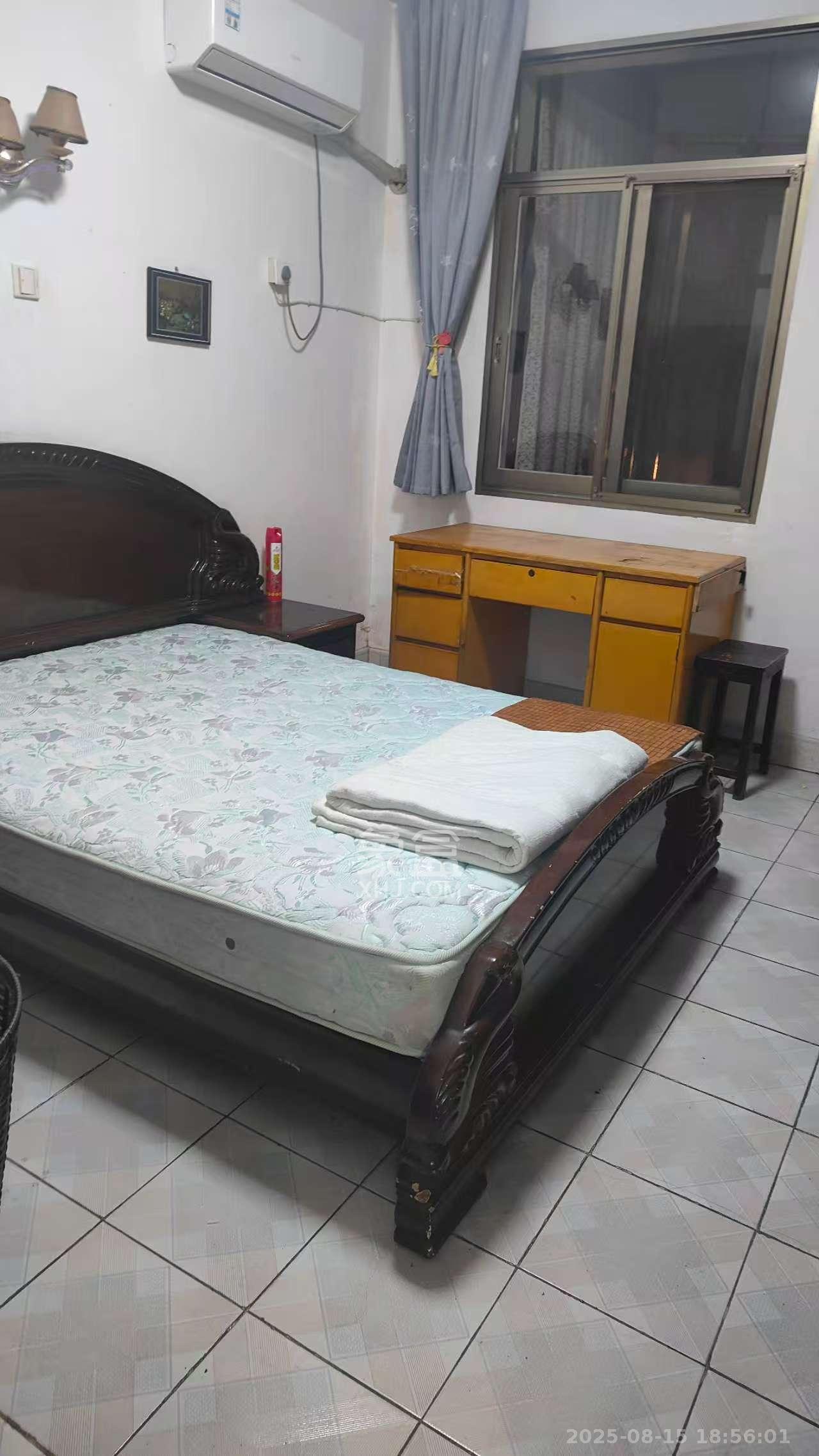 先导银行宿舍  2室1厅1卫    2200.0元/月室内图