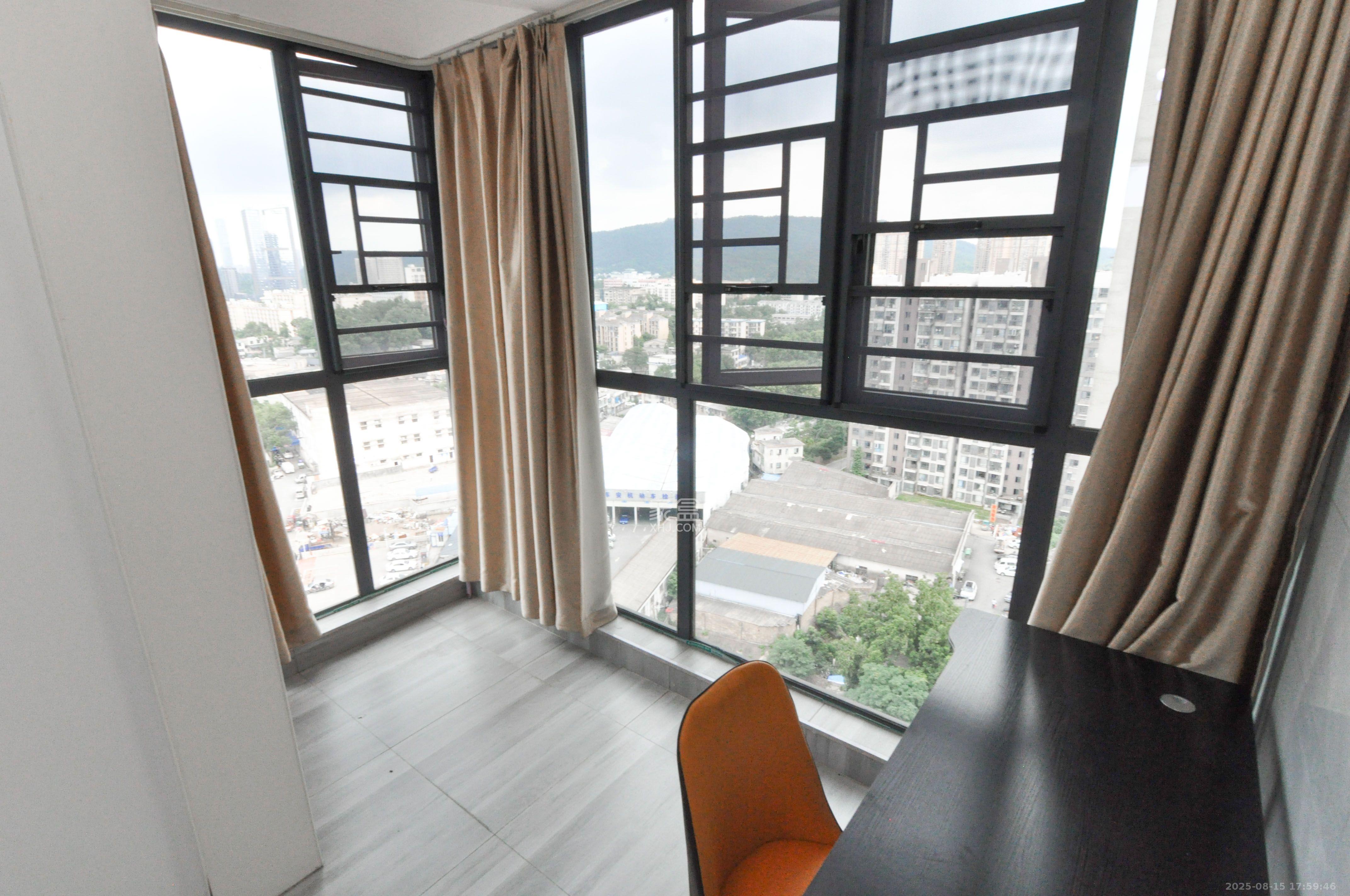 美麓阳光 2室2厅1卫 3000.0元/月 美麓阳光 2室2厅1卫 3000.0元/月室内图