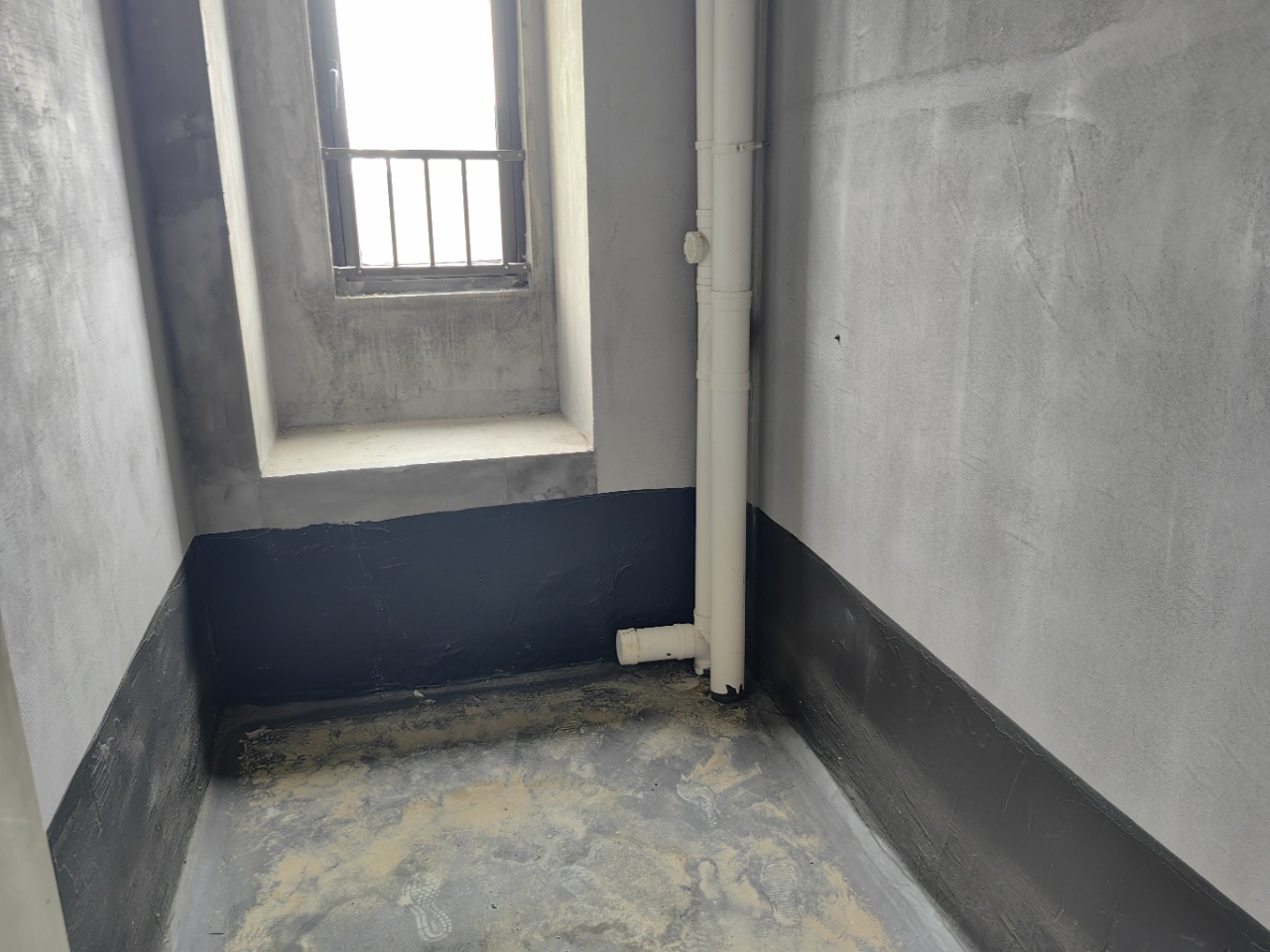 建发央著（悦发央著）  6室2厅3卫    148.8万客厅