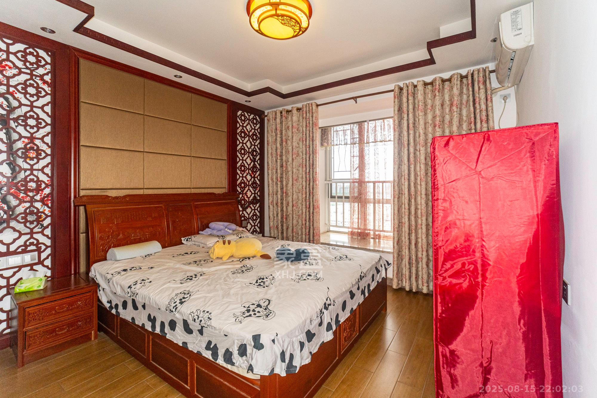 恒广国际景园一二区  4室2厅2卫    131.0万 恒广国际景园一二区  4室2厅2卫    131.0万卧室