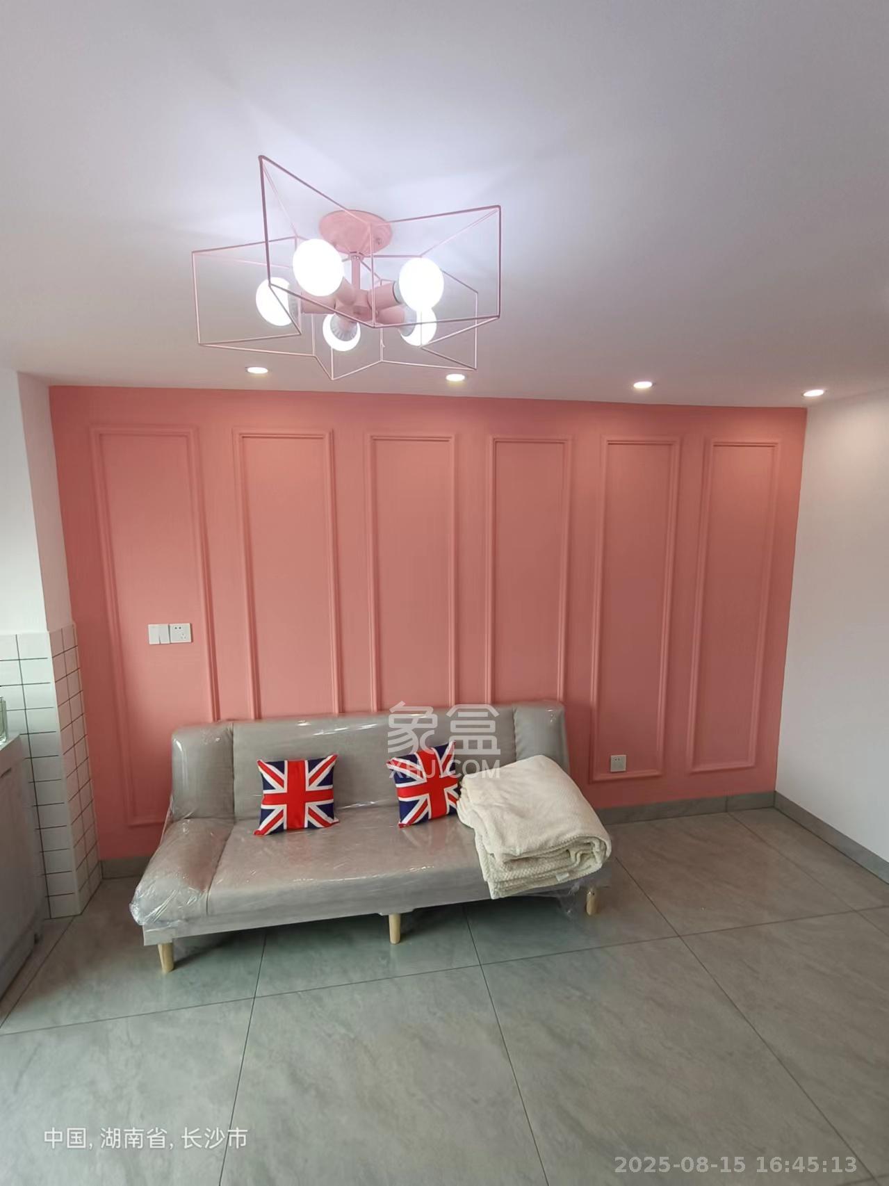 金地铂悦 1室0厅0卫 1600.0元/月 金地铂悦 1室0厅0卫 1600.0元/月室内图