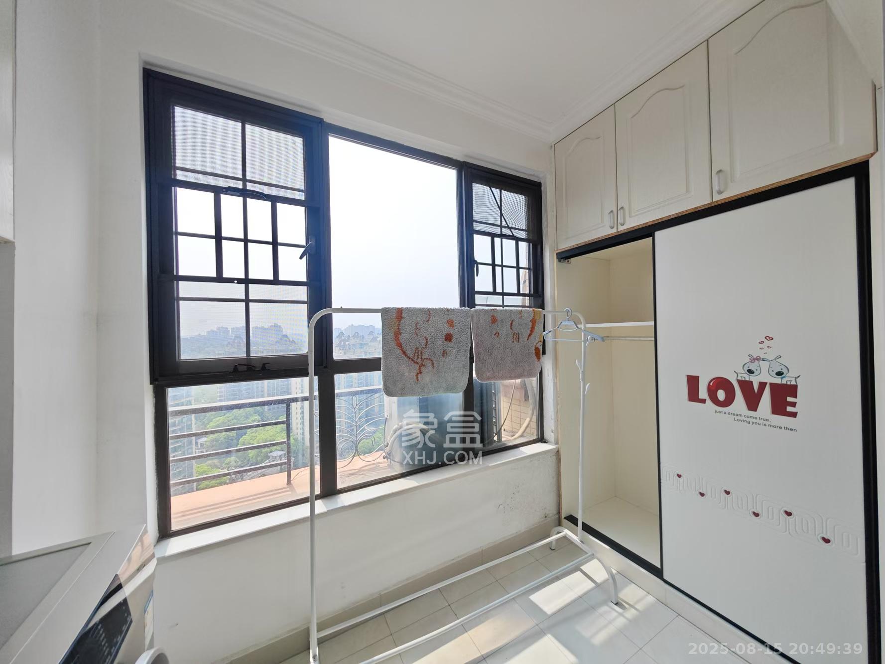 宏聚地中海 2室1厅2卫 1400.0元/月 宏聚地中海 2室1厅2卫 1400.0元/月室内图