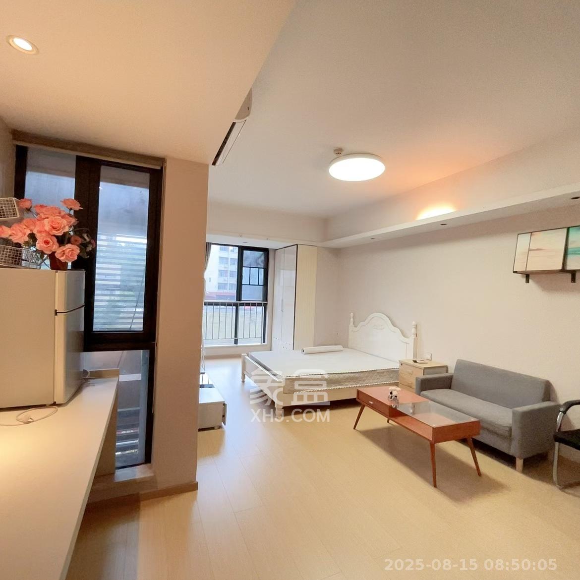 德思勤城市广场(宝格丽公寓) 1室1厅1卫 1650.0元/月 德思勤城市广场(宝格丽公寓) 1室1厅1卫 1650.0元/月室内图