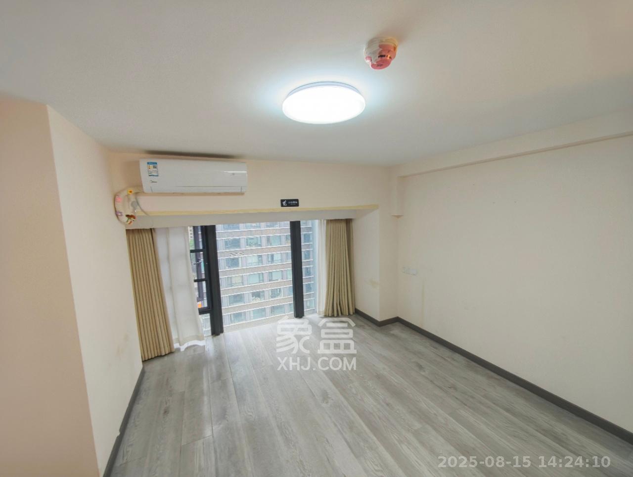 龙湖铂金岛 2室1厅1卫 2200.0元/月 龙湖铂金岛 2室1厅1卫 2200.0元/月室内图