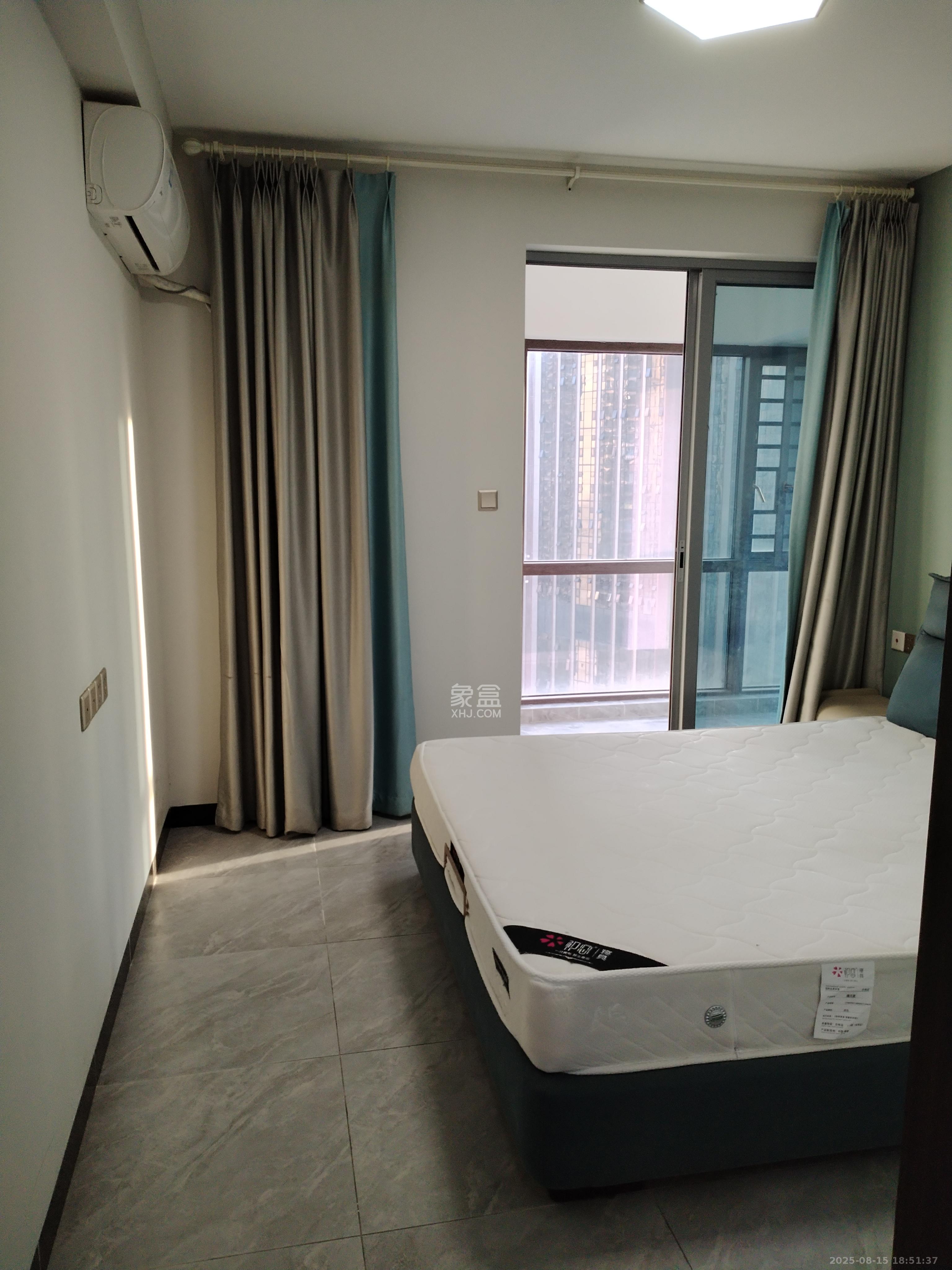 保利天禧D区  4室2厅2卫    4800.0元/月室内图