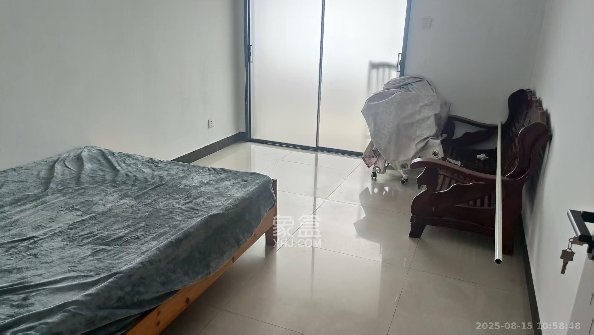 开源鑫阁 4室2厅2卫 3200.0元/月 开源鑫阁 4室2厅2卫 3200.0元/月室内图