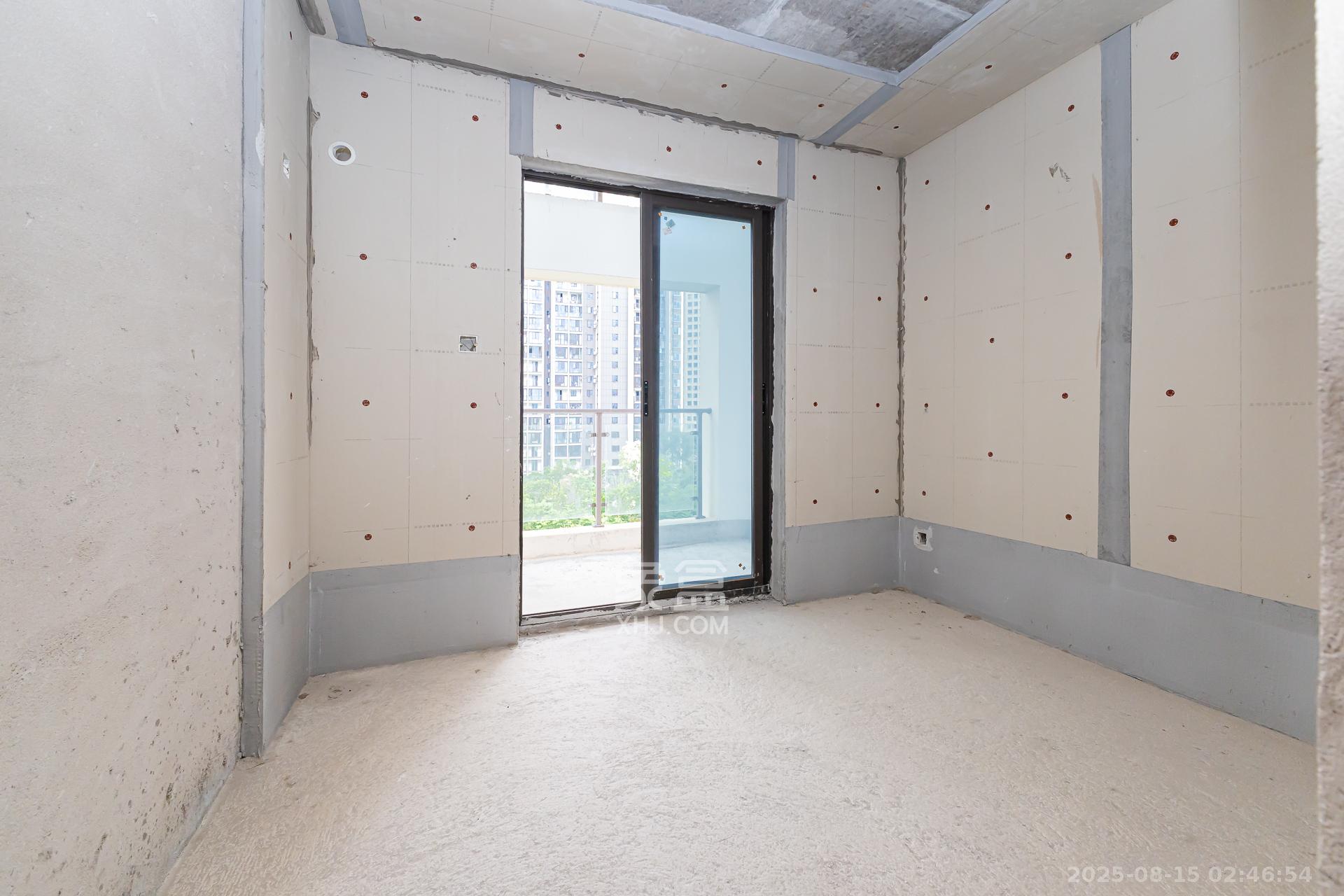 润和湘江天地D区 4室2厅2卫 136.0万 润和湘江天地D区 4室2厅2卫 136.0万卧室