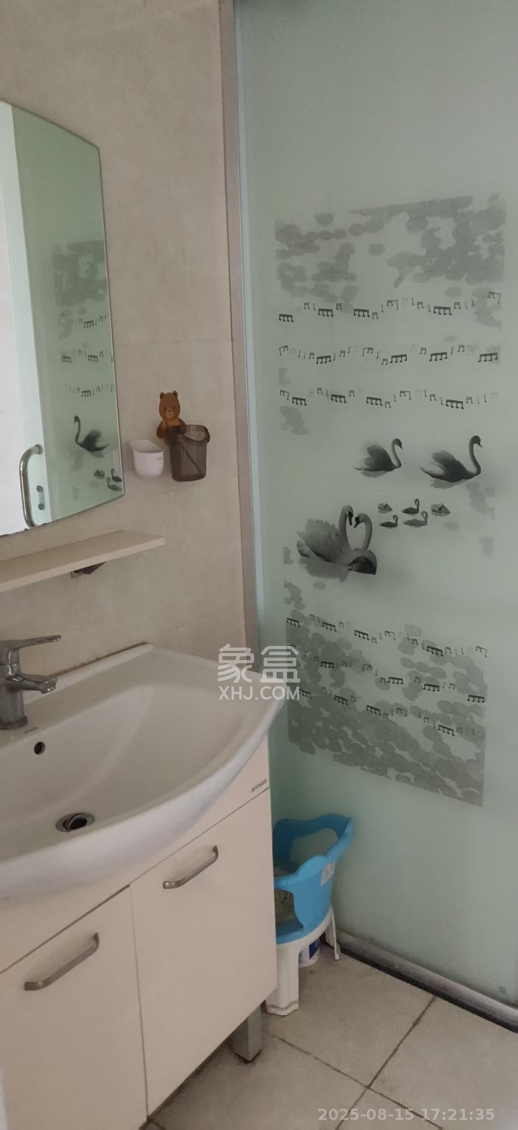 珠江东方明珠（新地东方明珠）三期  4室2厅2卫   2200.00元/月室内图