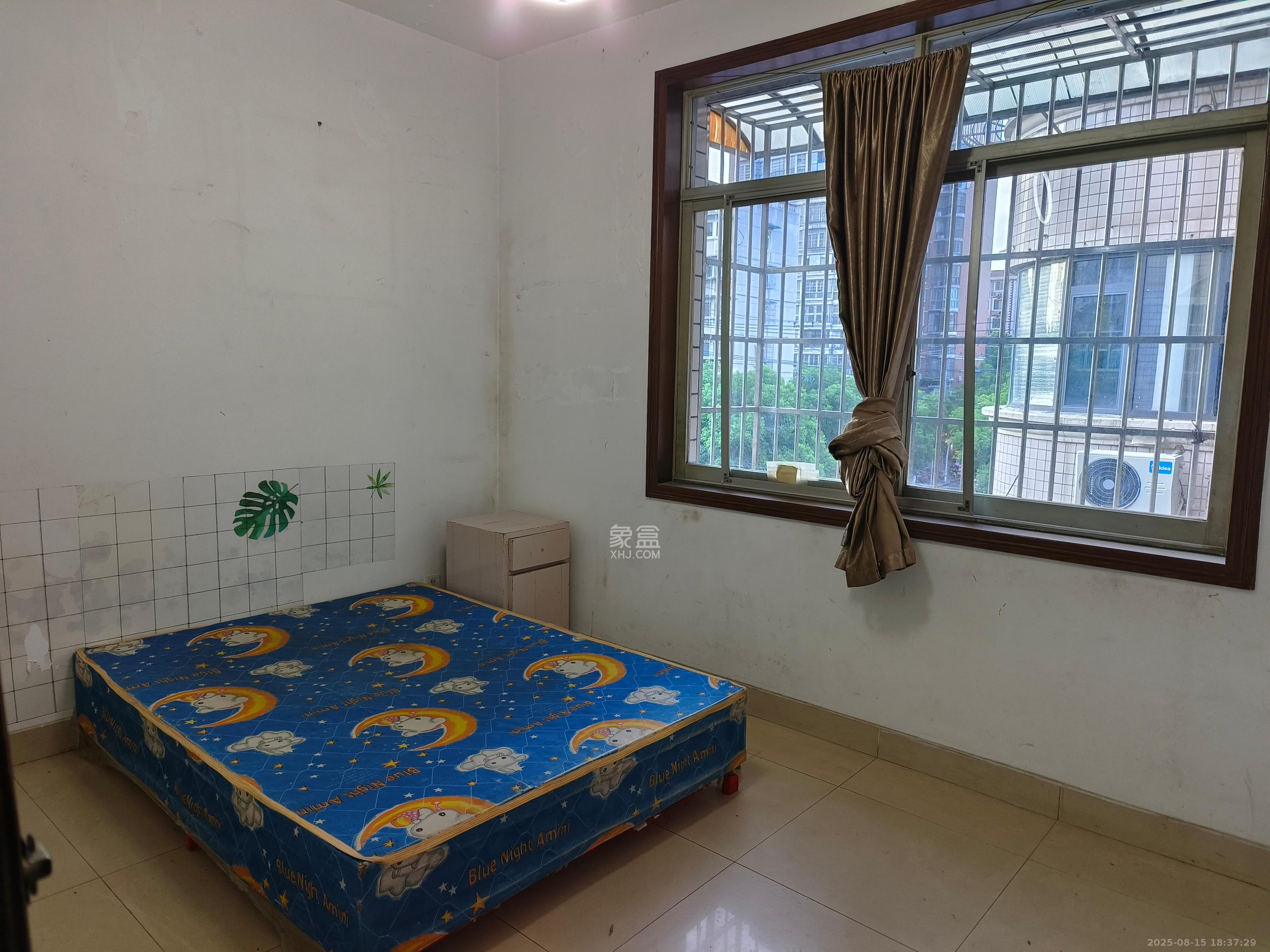 金泉公寓 3室2厅2卫 2000.0元/月 金泉公寓 3室2厅2卫 2000.0元/月室内图