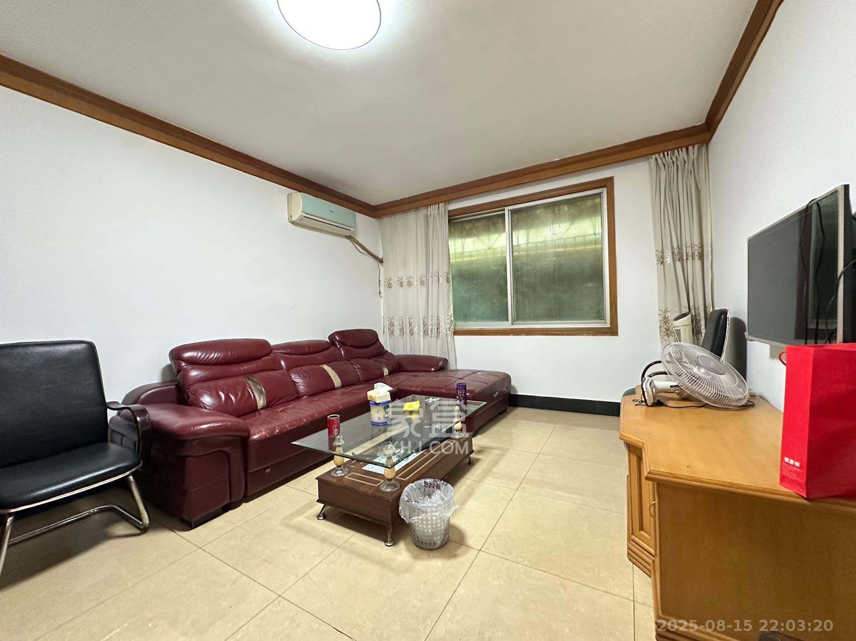 南建公寓 1室0厅0卫 1800.0元/月 南建公寓 1室0厅0卫 1800.0元/月室内图