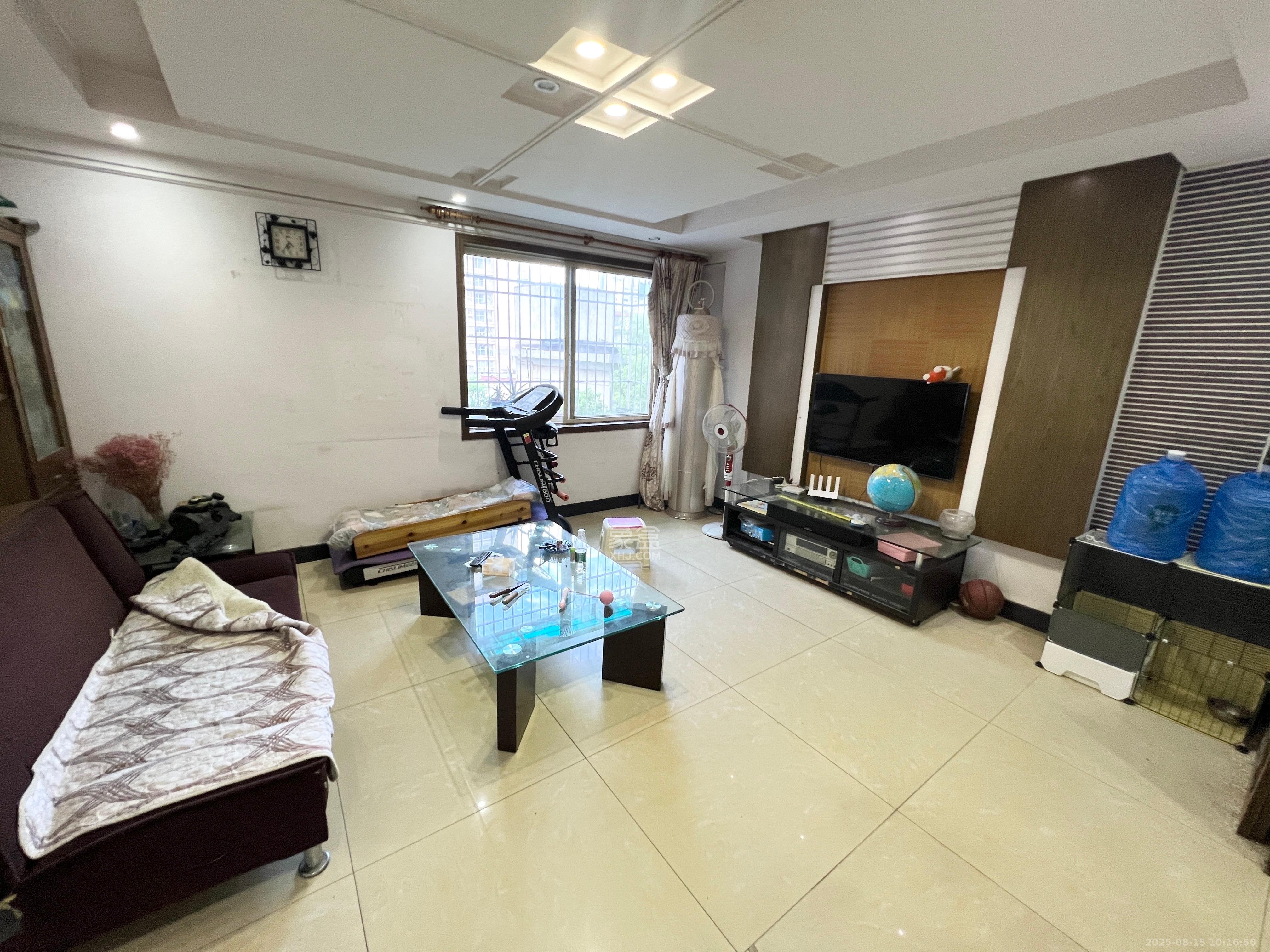 湘博楼 3室2厅2卫 1800.0元/月 湘博楼 3室2厅2卫 1800.0元/月室内图