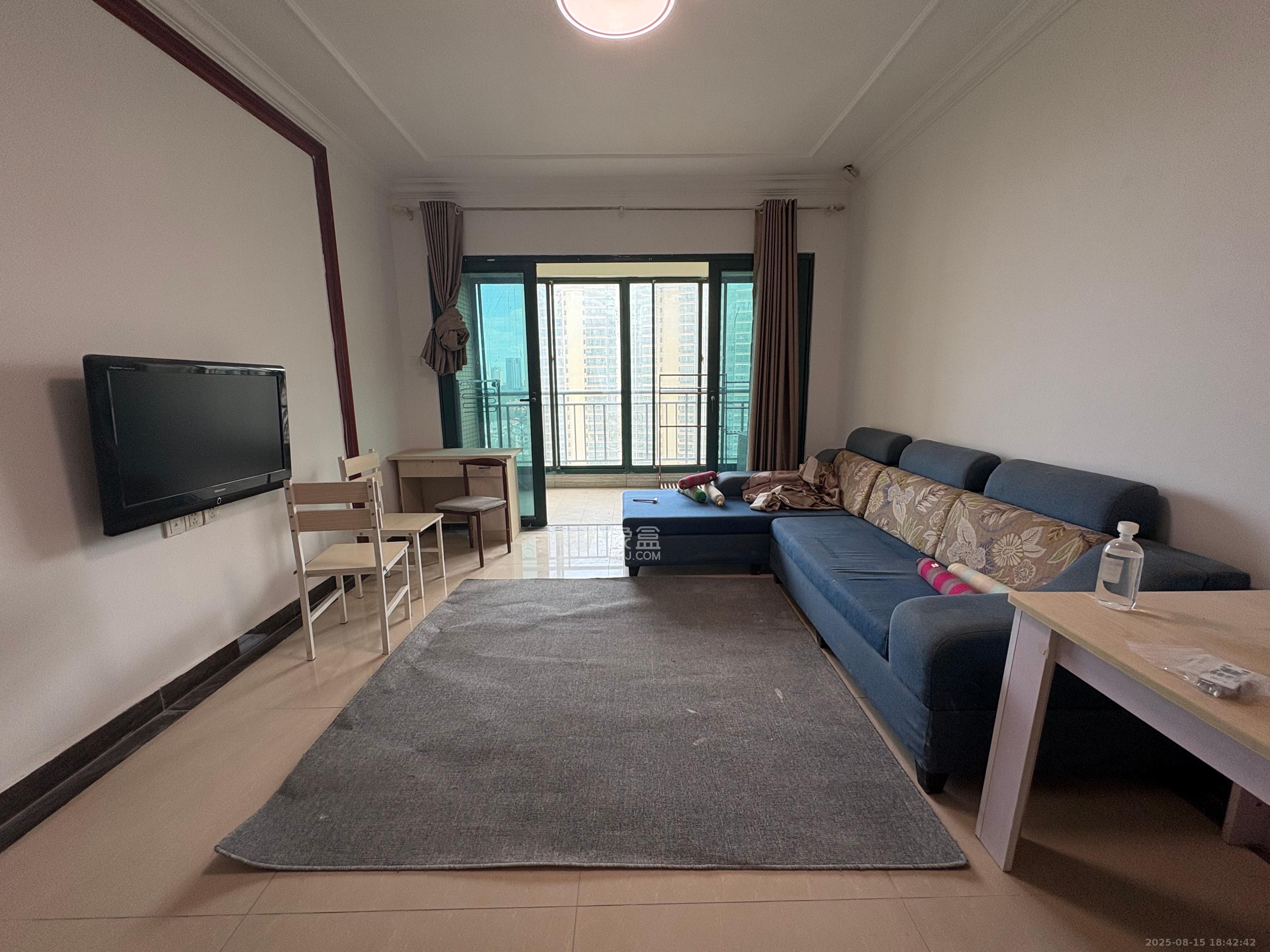 恒大雅苑 3室2厅1卫 2500.0元/月 恒大雅苑 3室2厅1卫 2500.0元/月室内图