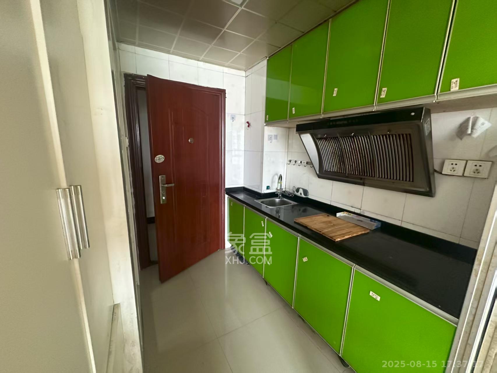 星沙派  1室1厅1卫    1000.0元/月 星沙派  1室1厅1卫    1000.0元/月室内图