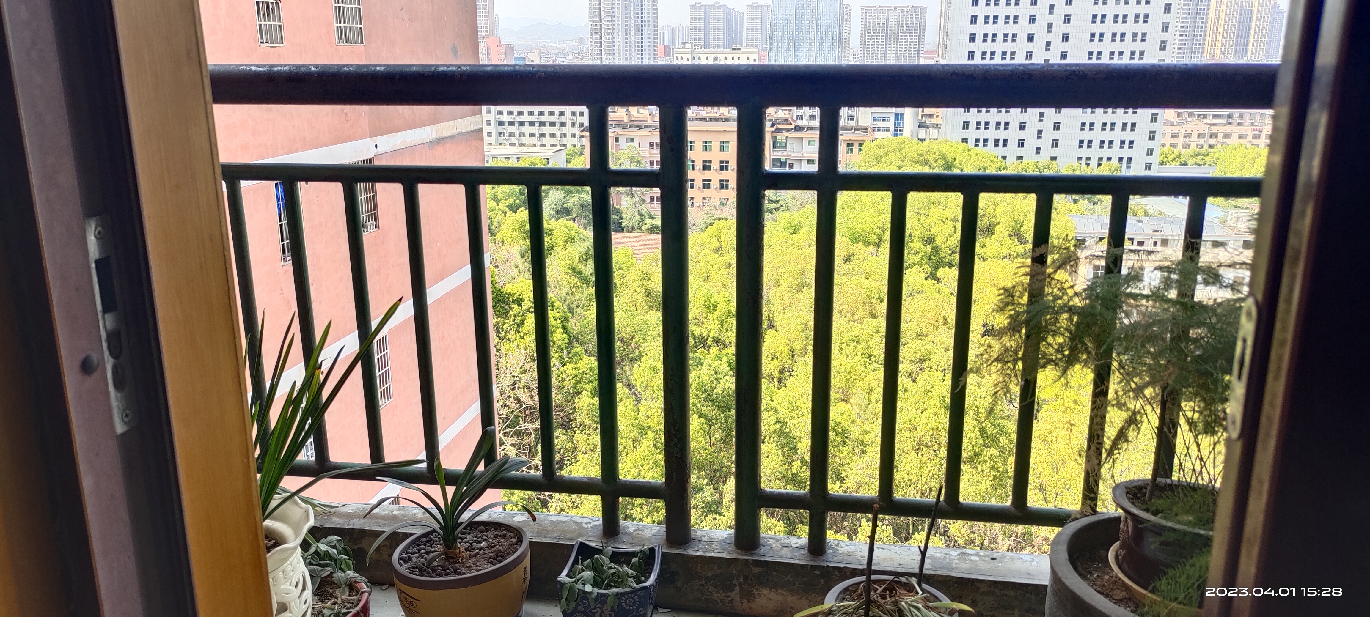 宏泰阳光家园 3室2厅2卫 1200.0元/月 宏泰阳光家园 3室2厅2卫 1200.0元/月室内图