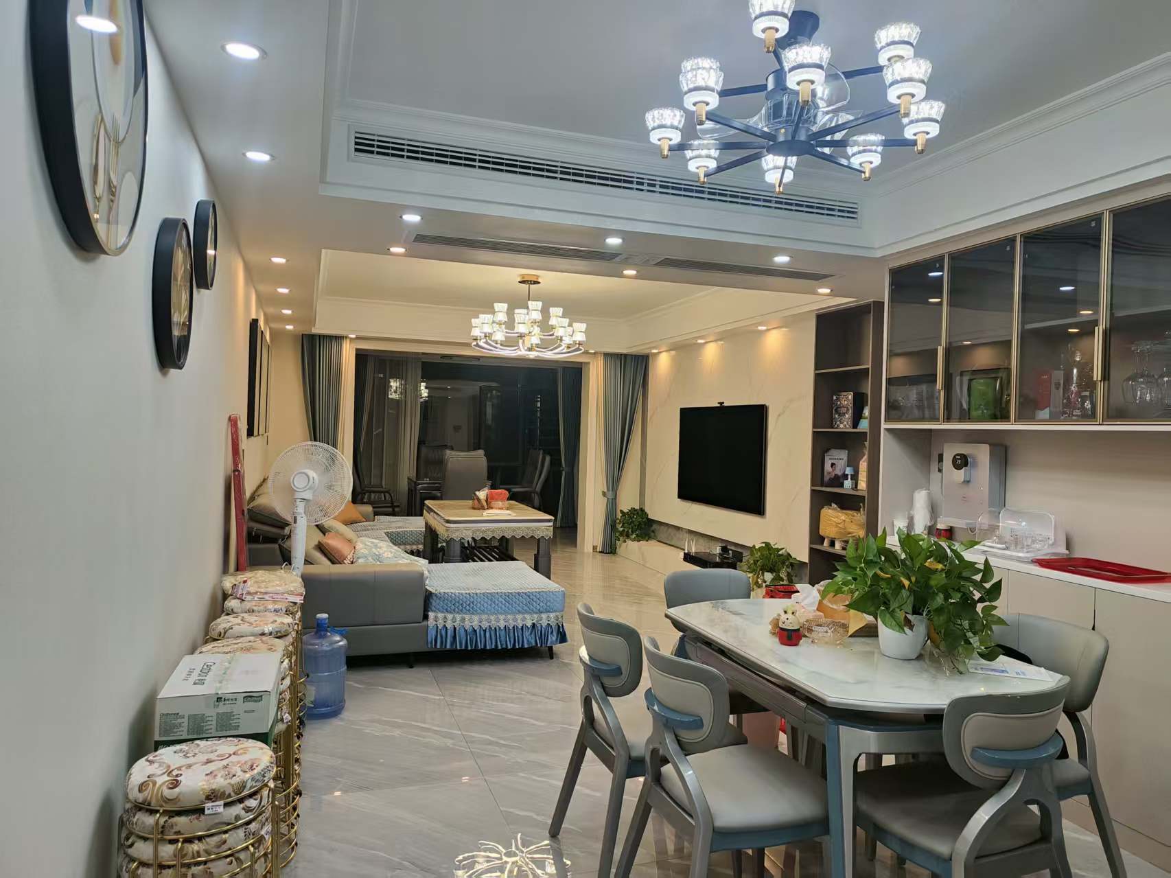 碧桂园翘楚棠 4室2厅2卫 2200.0元/月 碧桂园翘楚棠 4室2厅2卫 2200.0元/月室内图