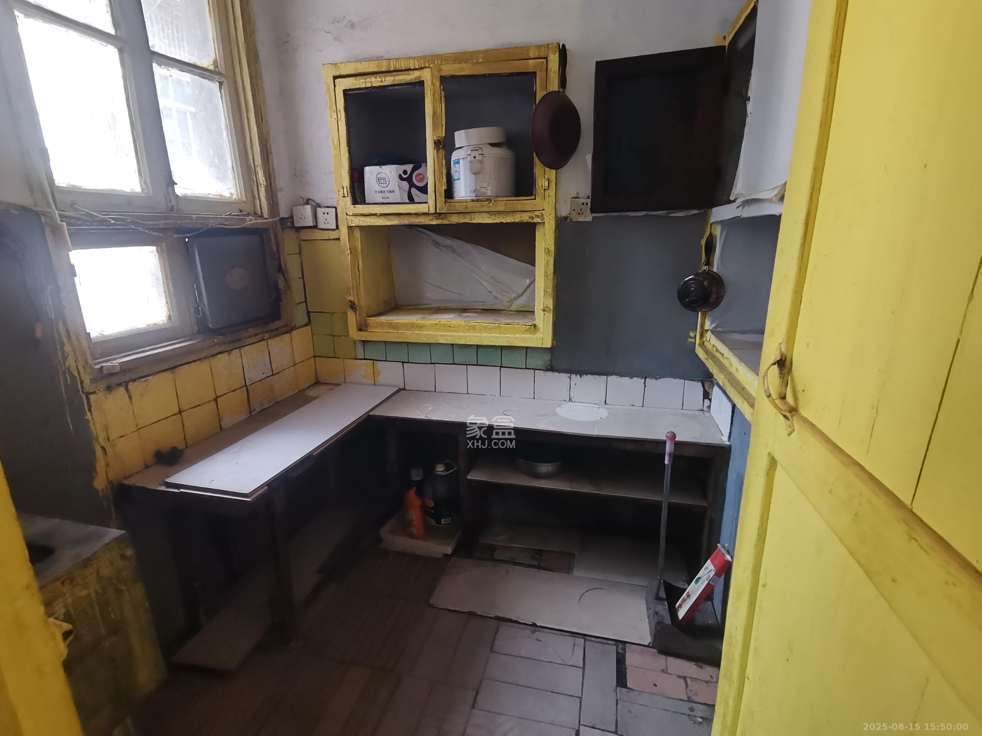 桂花二村  2室1厅1卫    1300.0元/月 桂花二村  2室1厅1卫    1300.0元/月室内图