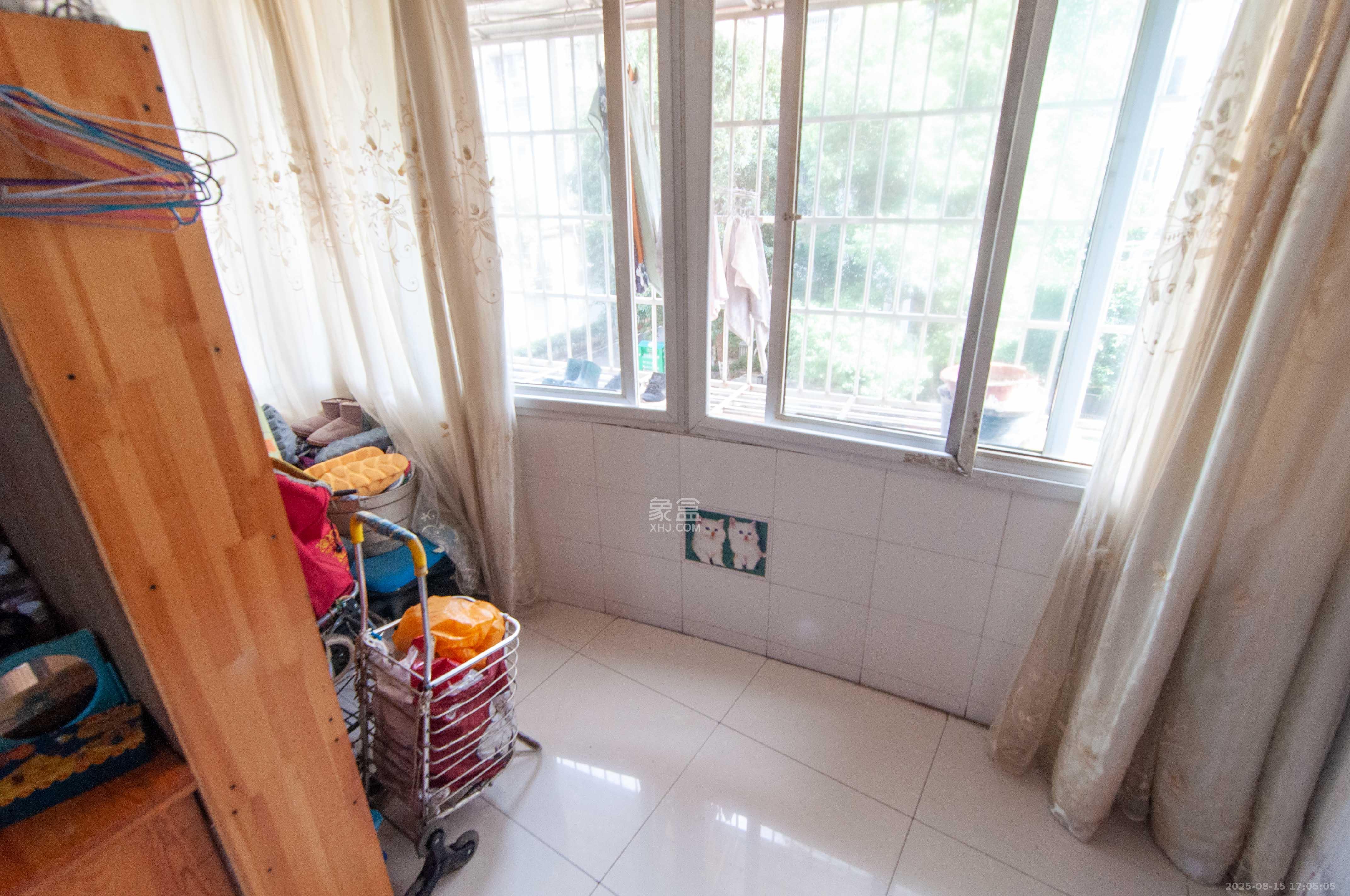 玛依拉山庄 2室2厅1卫 76.0万 玛依拉山庄 2室2厅1卫 76.0万其他