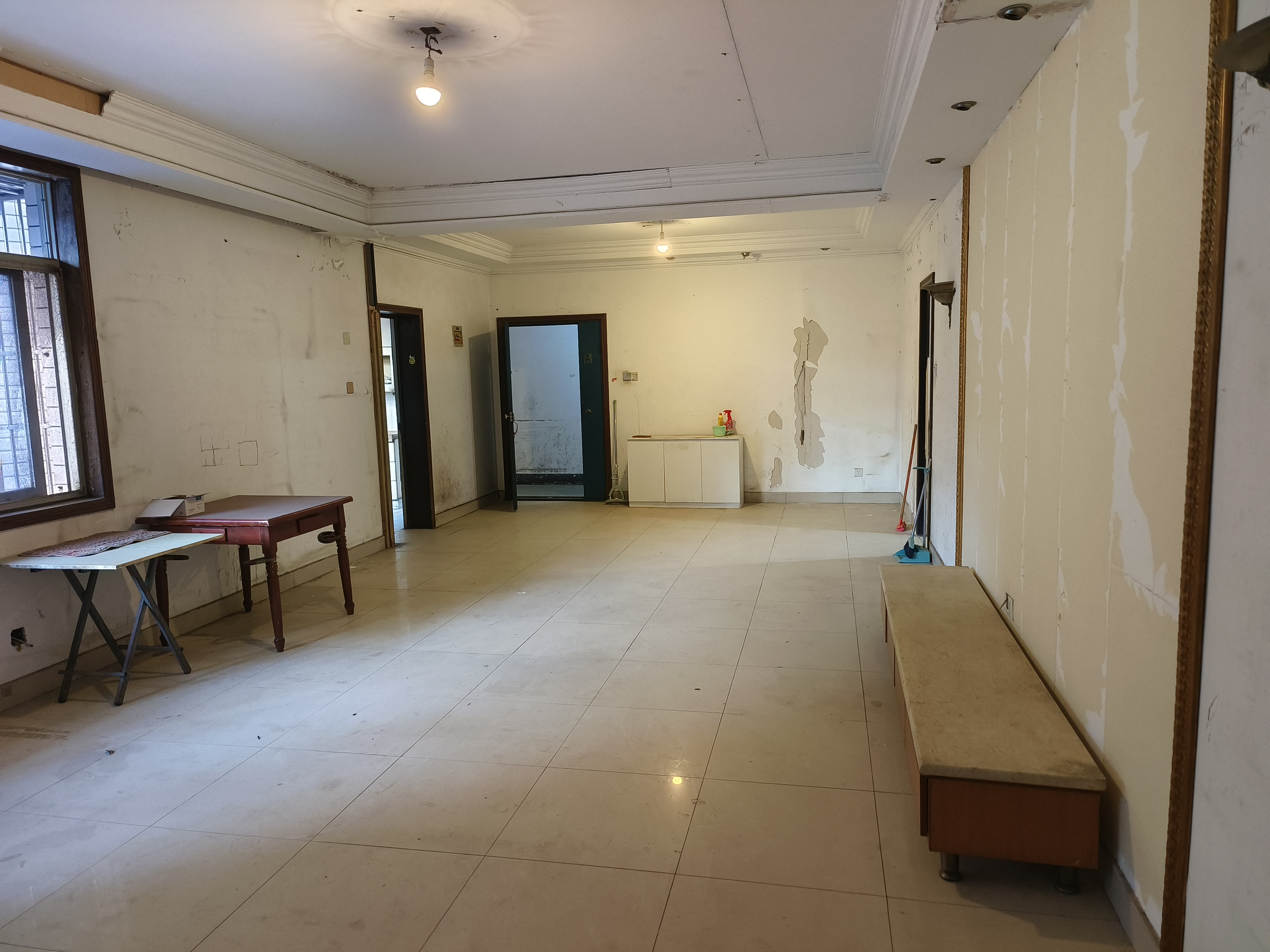 金泉公寓 3室2厅2卫 2000.0元/月 金泉公寓 3室2厅2卫 2000.0元/月户型图