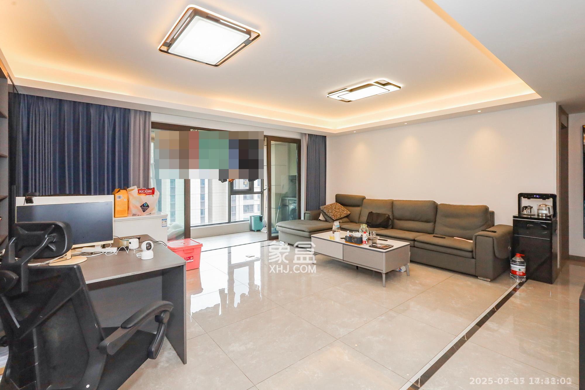 龙湖铂金中心(龙湖春江郦城) 3室2厅2卫 5000.0元/月 龙湖铂金中心(龙湖春江郦城) 3室2厅2卫 5000.0元/月室内图