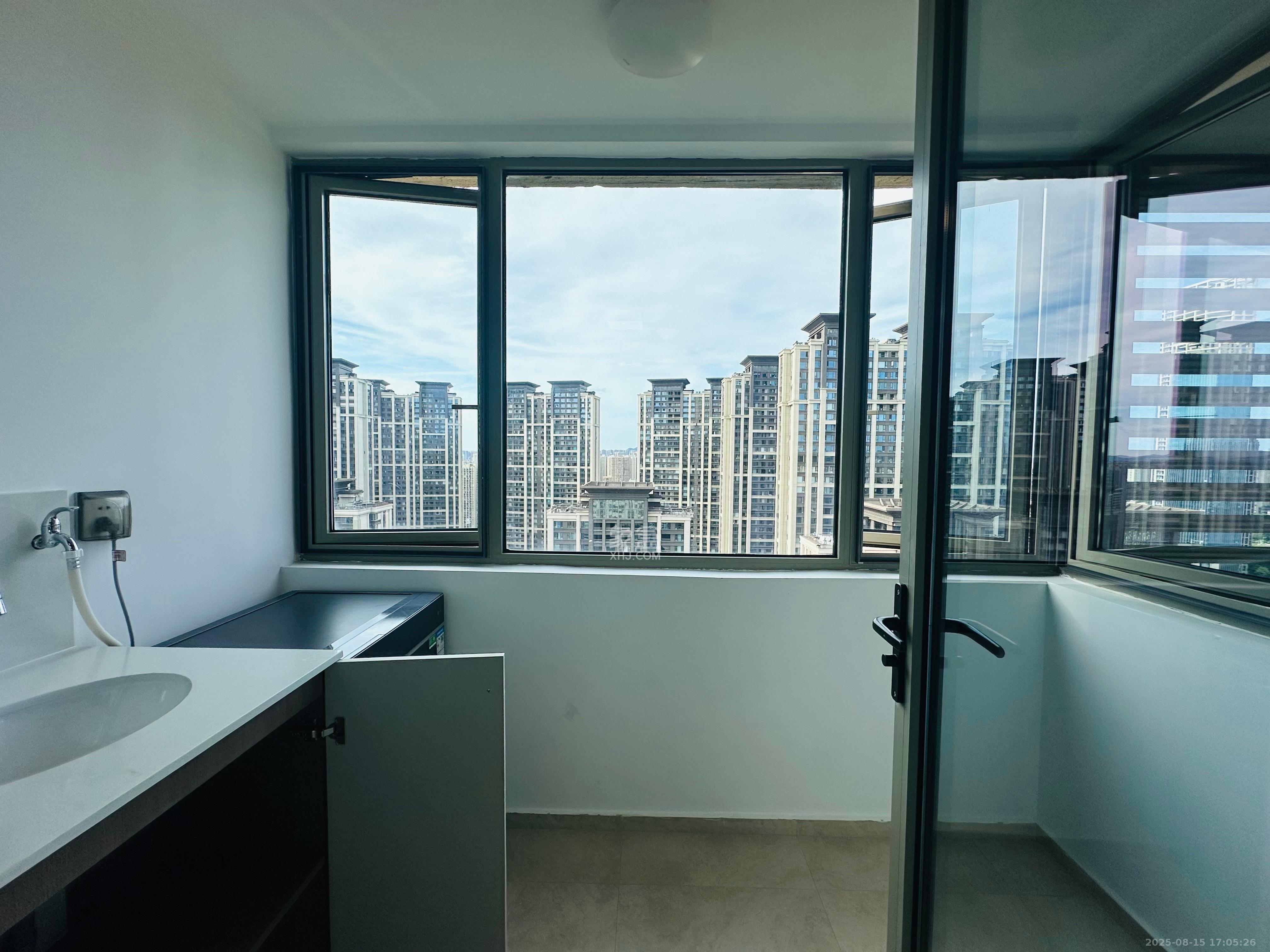 梅溪华府(新城金茂梦想华府) 4室2厅3卫 7000.0元/月 梅溪华府(新城金茂梦想华府) 4室2厅3卫 7000.0元/月室内图