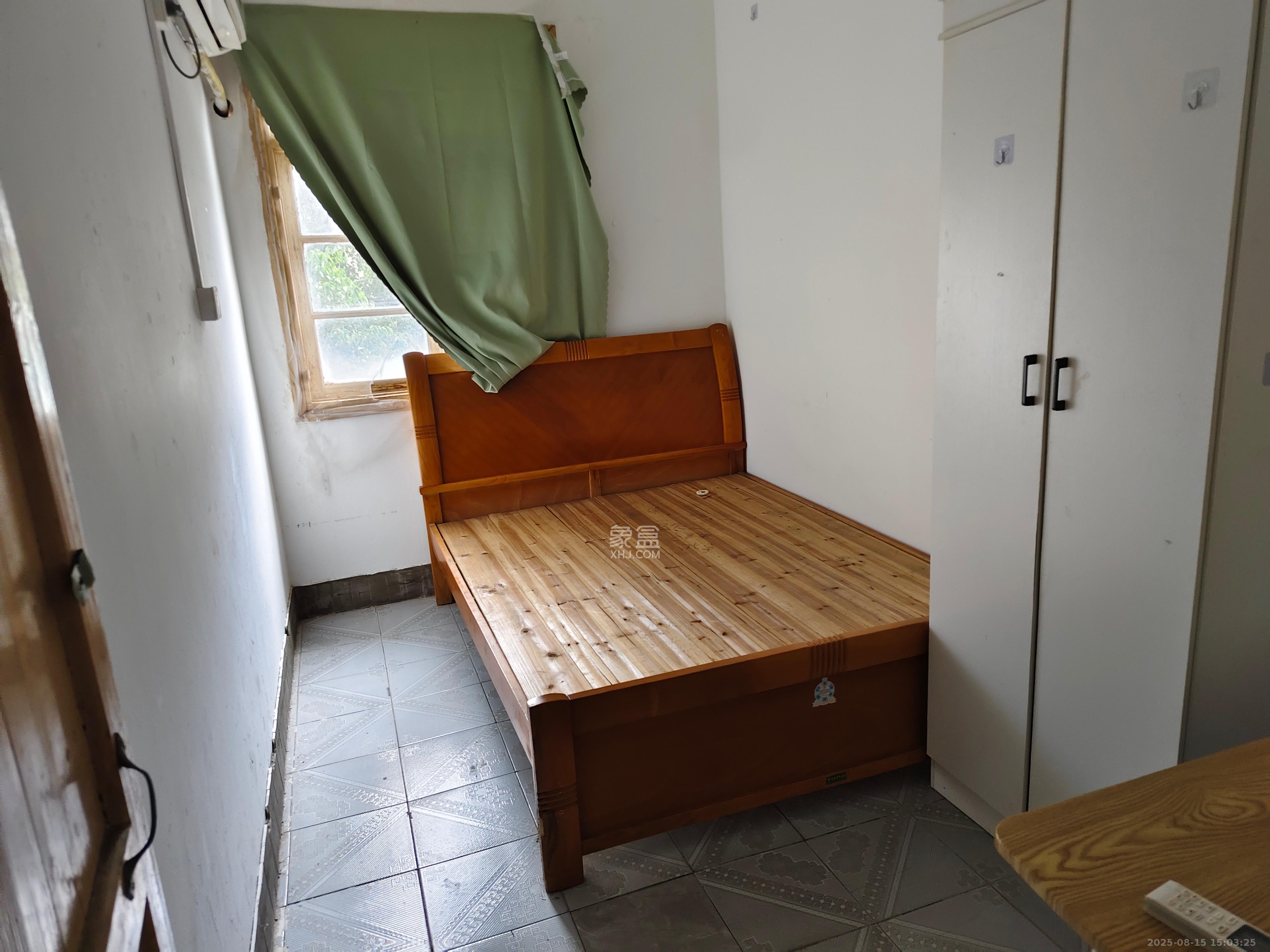 涂家冲社区(涂新小区、农商银行宿舍) 2室1厅1卫 1400.0元/月 涂家冲社区(涂新小区、农商银行宿舍) 2室1厅1卫 1400.0元/月室内图