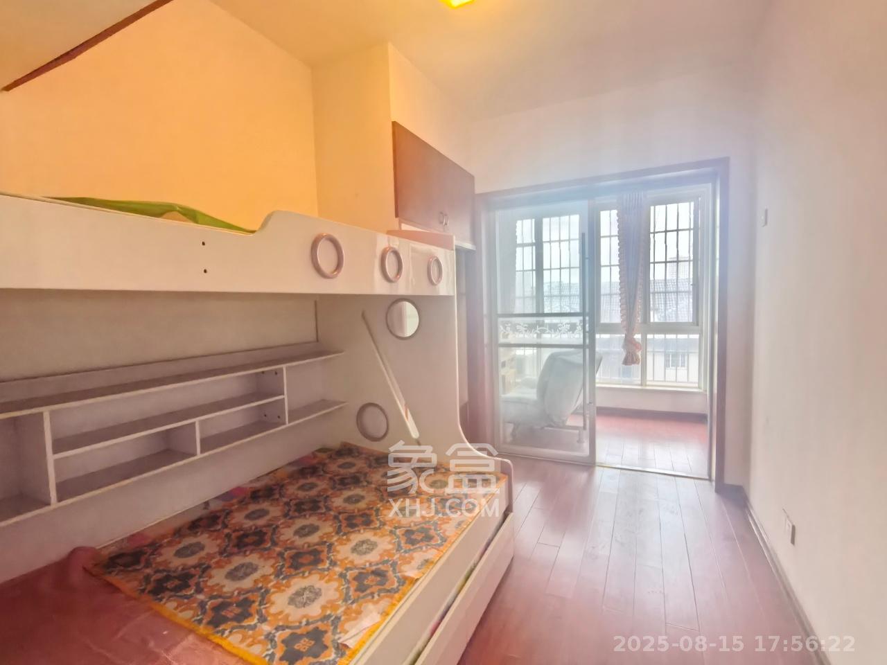 东城名苑  3室2厅2卫    1500.0元/月 东城名苑  3室2厅2卫    1500.0元/月室内图