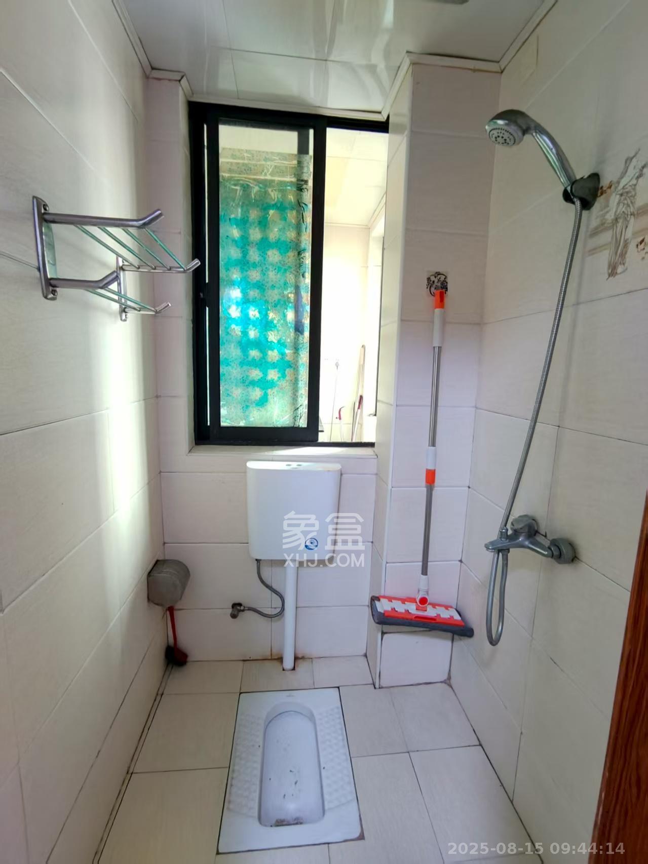 和庄  2室1厅1卫    2000.0元/月室内图1