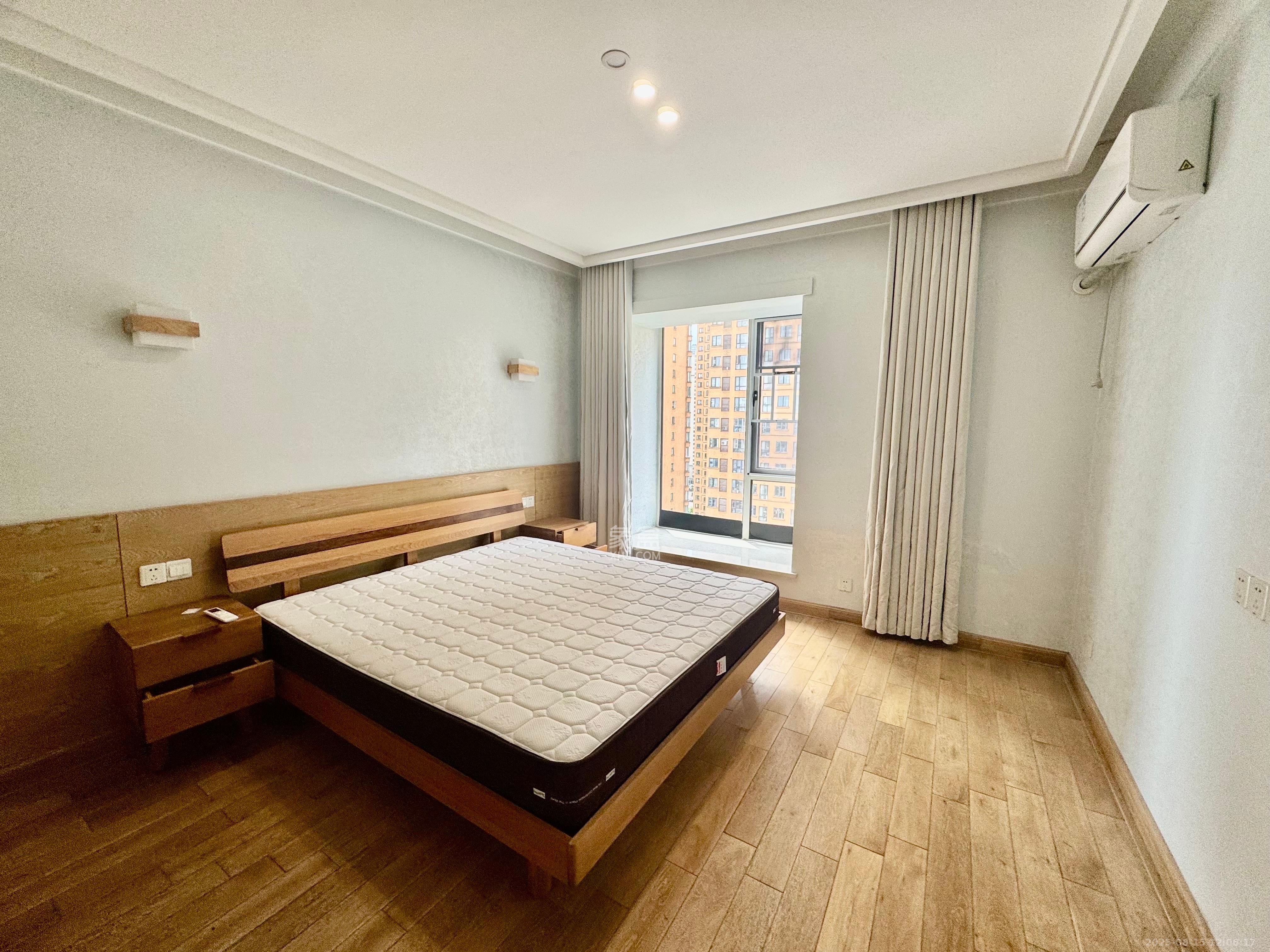 五矿万境水岸 3室2厅1卫 2200.0元/月 五矿万境水岸 3室2厅1卫 2200.0元/月室内图