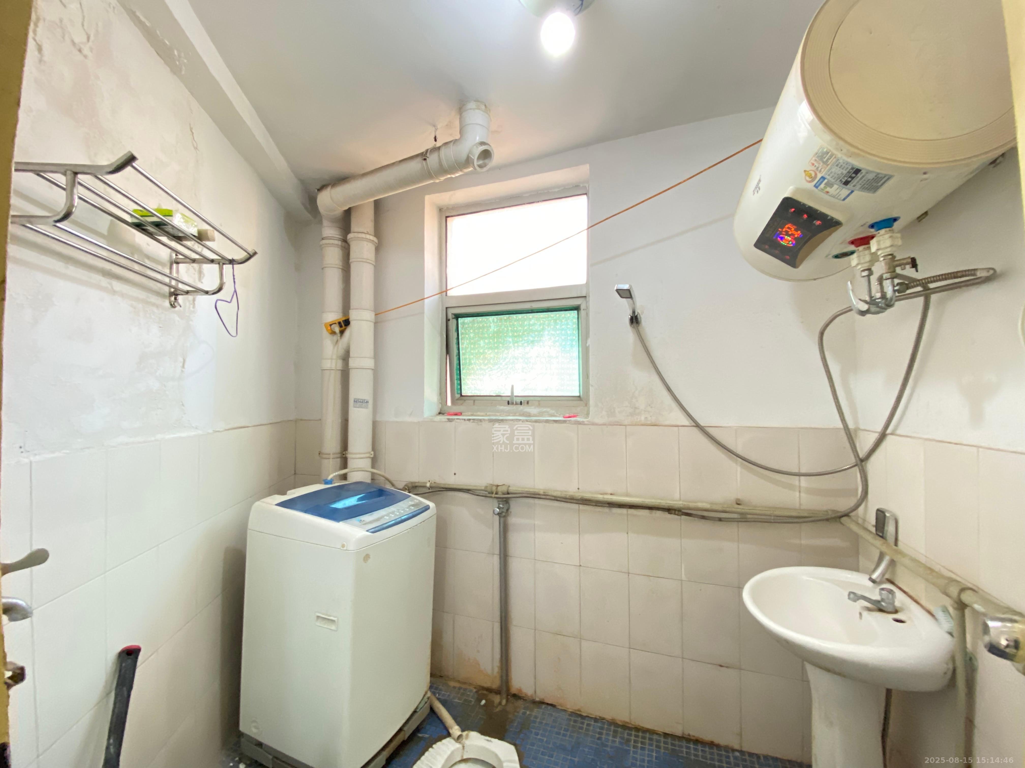 凯通国际城(凯通朝庭) 3室1厅1卫 2200.0元/月 凯通国际城(凯通朝庭) 3室1厅1卫 2200.0元/月室内图