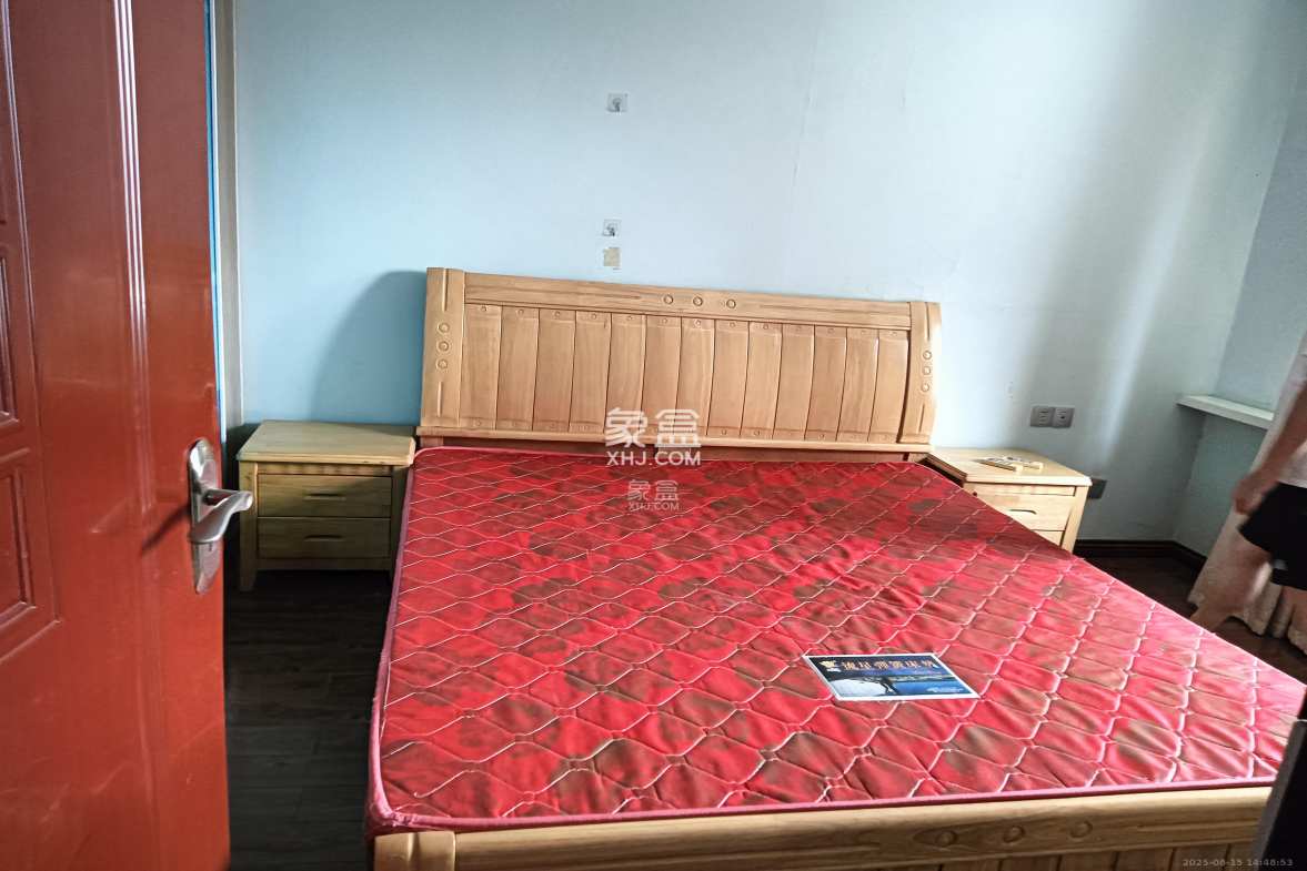 东门壹号家园 2室2厅1卫 2100.0元/月 东门壹号家园 2室2厅1卫 2100.0元/月室内图